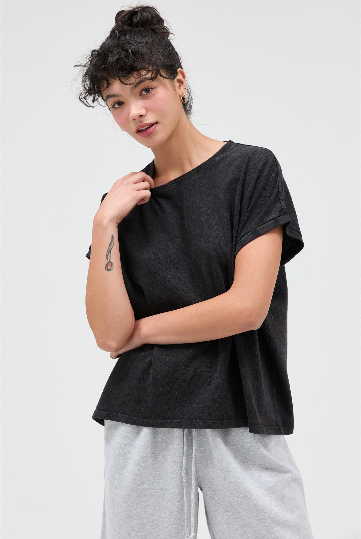 Wholesale Capped Sleeve Mineral Wash T-Shirt T-Shirts DZ26A033 BLACK DOUBLE ZERO
