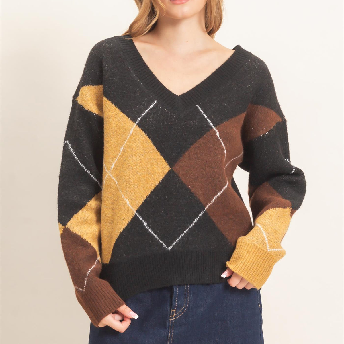Wholesale Argyle Pattern V-Neck Sweater Sweaters HF26E475 BLACK HYFVE