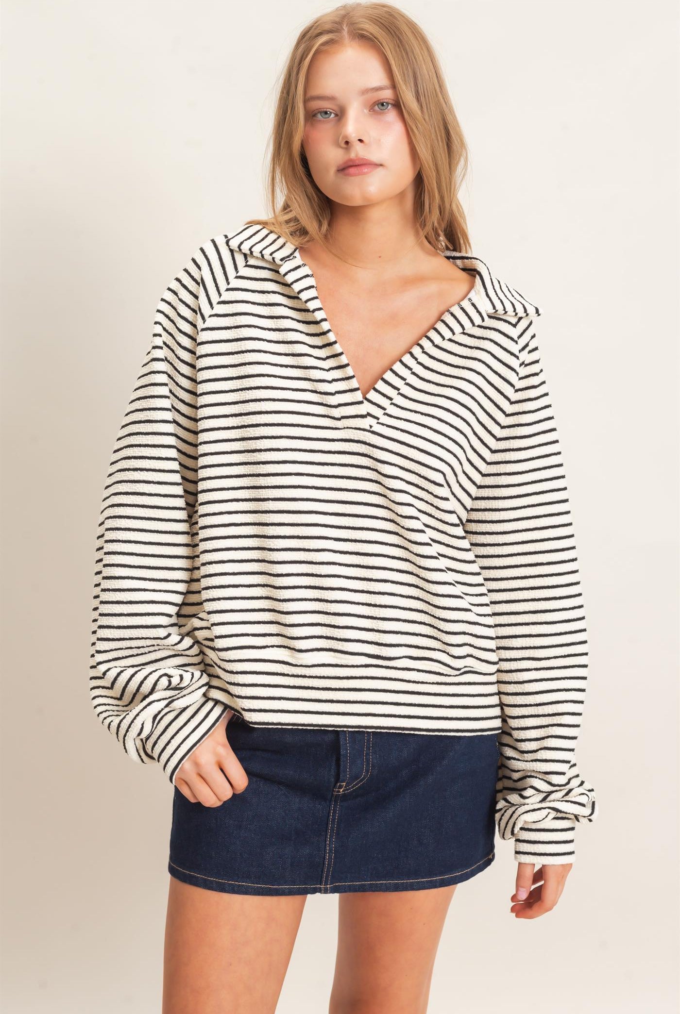 Wholesale Striped Collared Sweatshirt Sweatshirts HF26F095 CREAM HYFVE