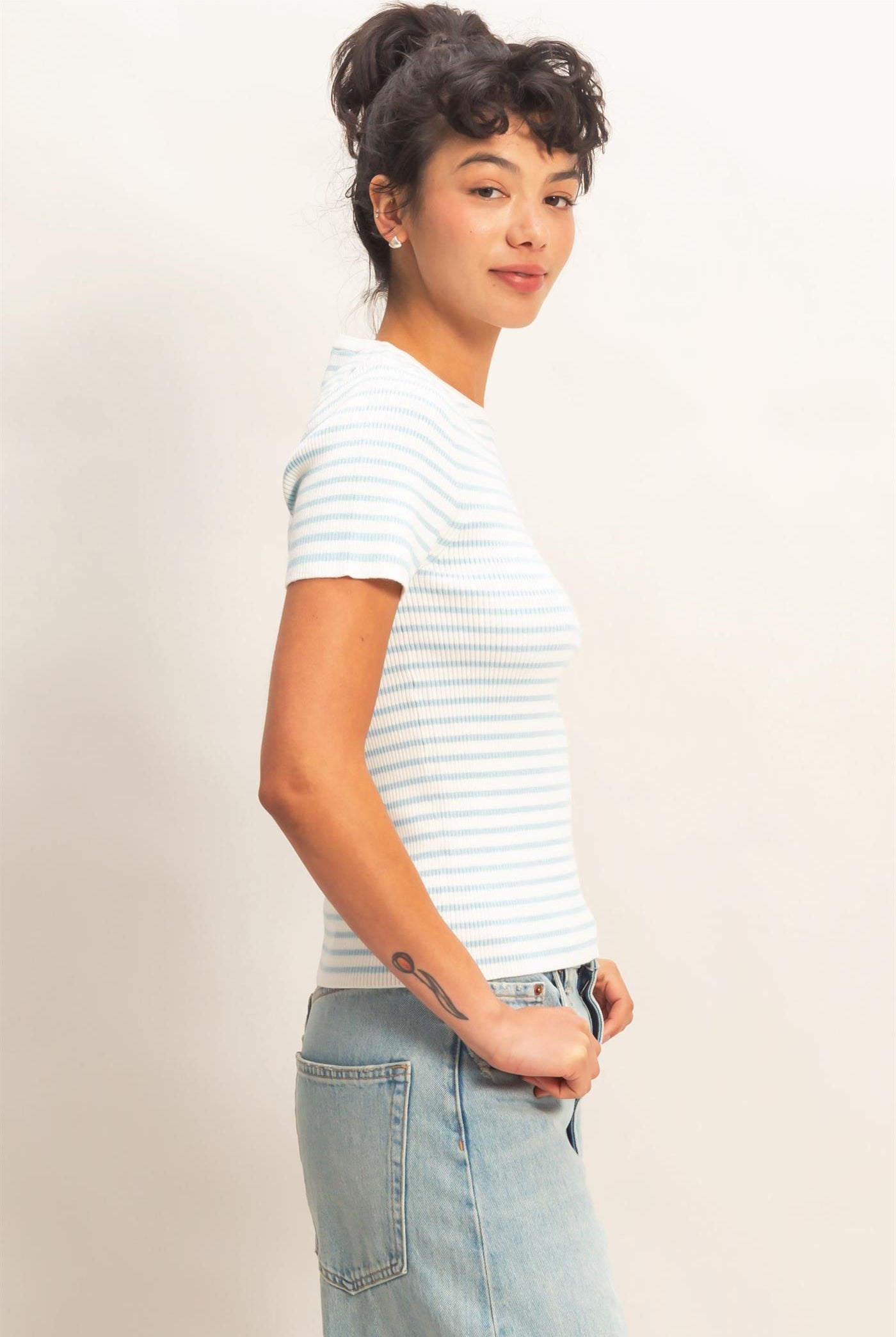 Wholesale Striped Ribbed Short Sleeve Crew Neck Knit Top Clothing Tops DZ26A450 ICE BLUE DOUBLE ZERO