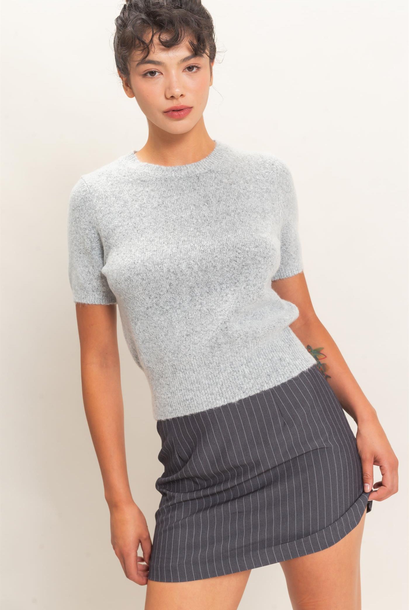 Wholesale Crew Neck Short Sleeve Knit Top Clothing Tops DZ26E944 HEATHER GRAY DOUBLE ZERO