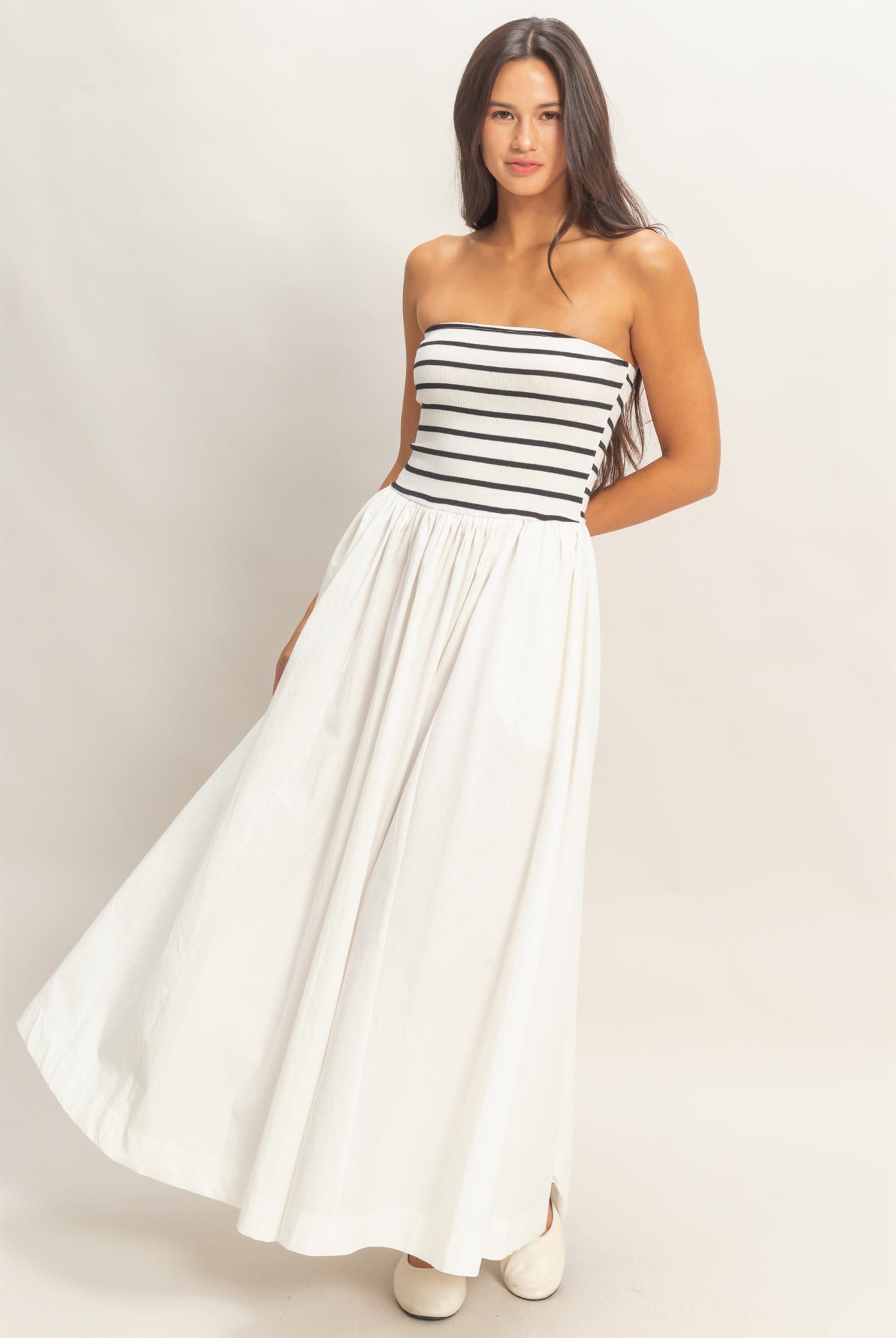 Wholesale Striped Strapless Flowy Midi Dress Dresses DZ26C169 WHITE DOUBLE ZERO