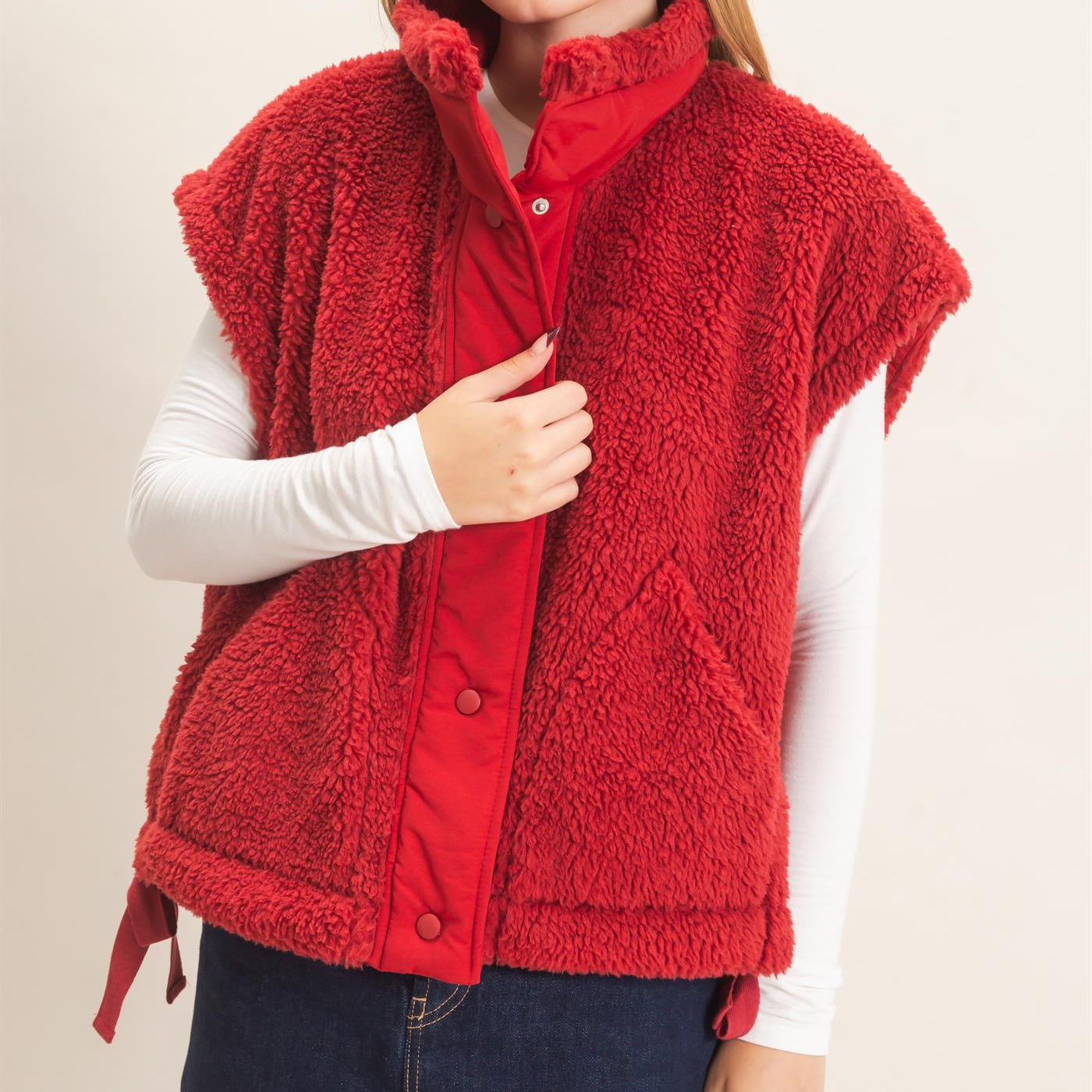Wholesale Sherpa Vest With Snap Closure Outerwear HF26F131-D BURGUNDY HYFVE