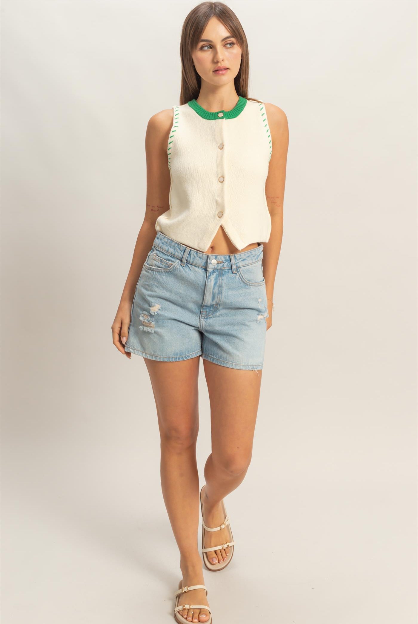 Wholesale Sleeveless Button-Up Cardigan Vest Sweaters HF26A357 CREAM HYFVE