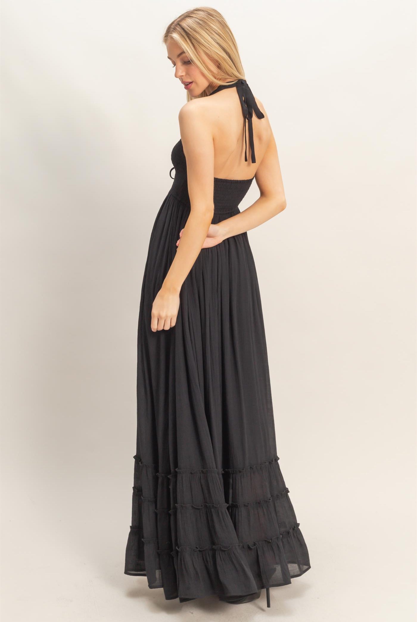 Wholesale Halter Neck Smocked Maxi Dress Dresses HF26C287-D BLACK HYFVE