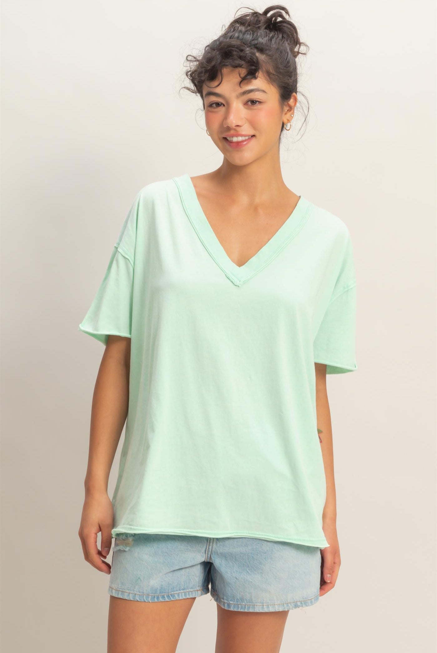 Wholesale Washed V-Neck Oversized Tee Clothing Tops DZ26A760 MINT DOUBLE ZERO
