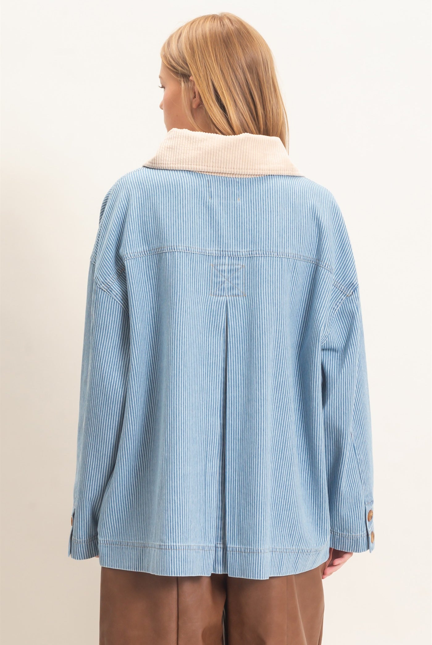 Wholesale Pinstripe Denim Jacket Coats & Jackets HF26C006 LIGHT DENIM HYFVE
