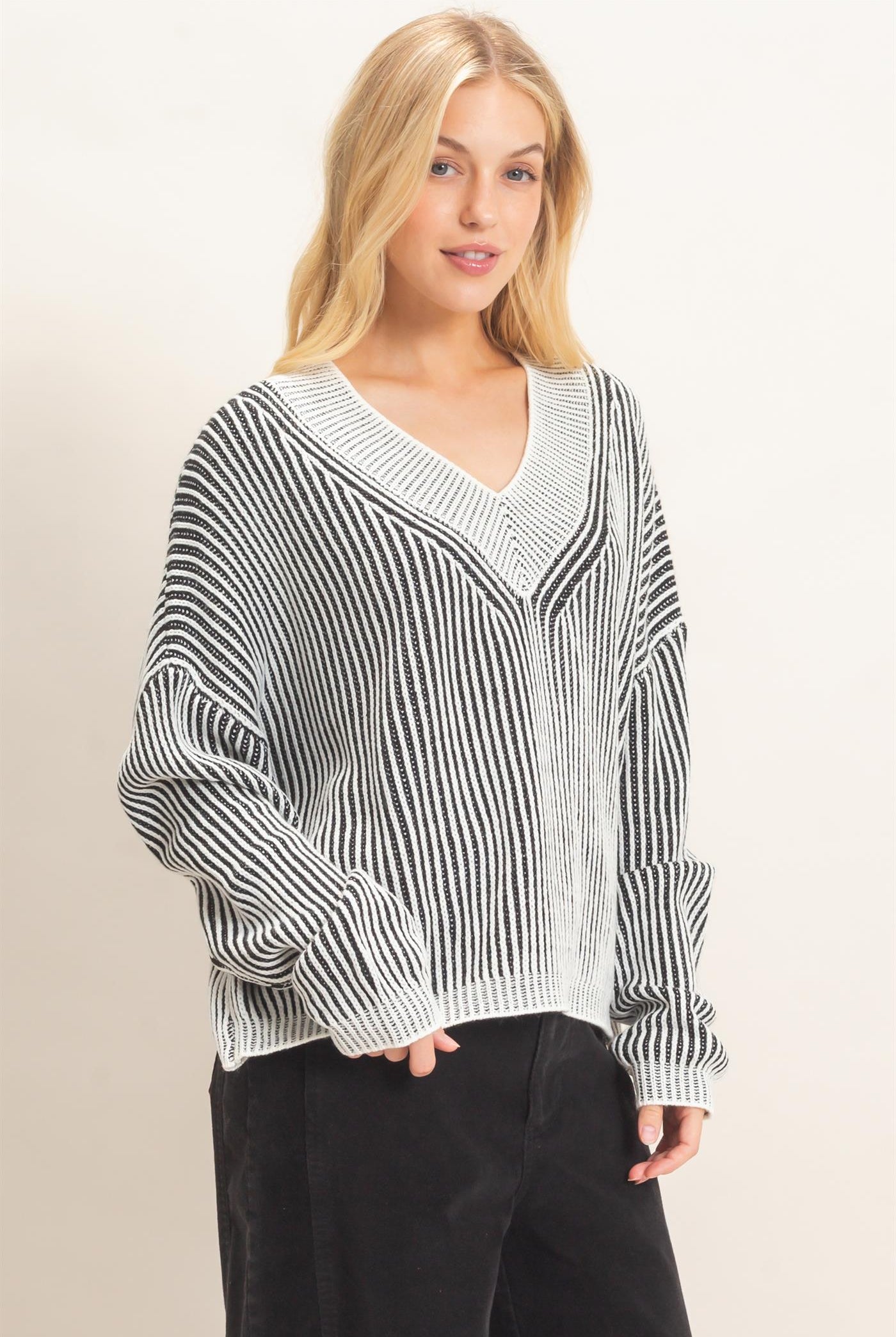 Wholesale Striped V-Neck Ribbed Sweater Sweaters HF26F202 BLACK HYFVE