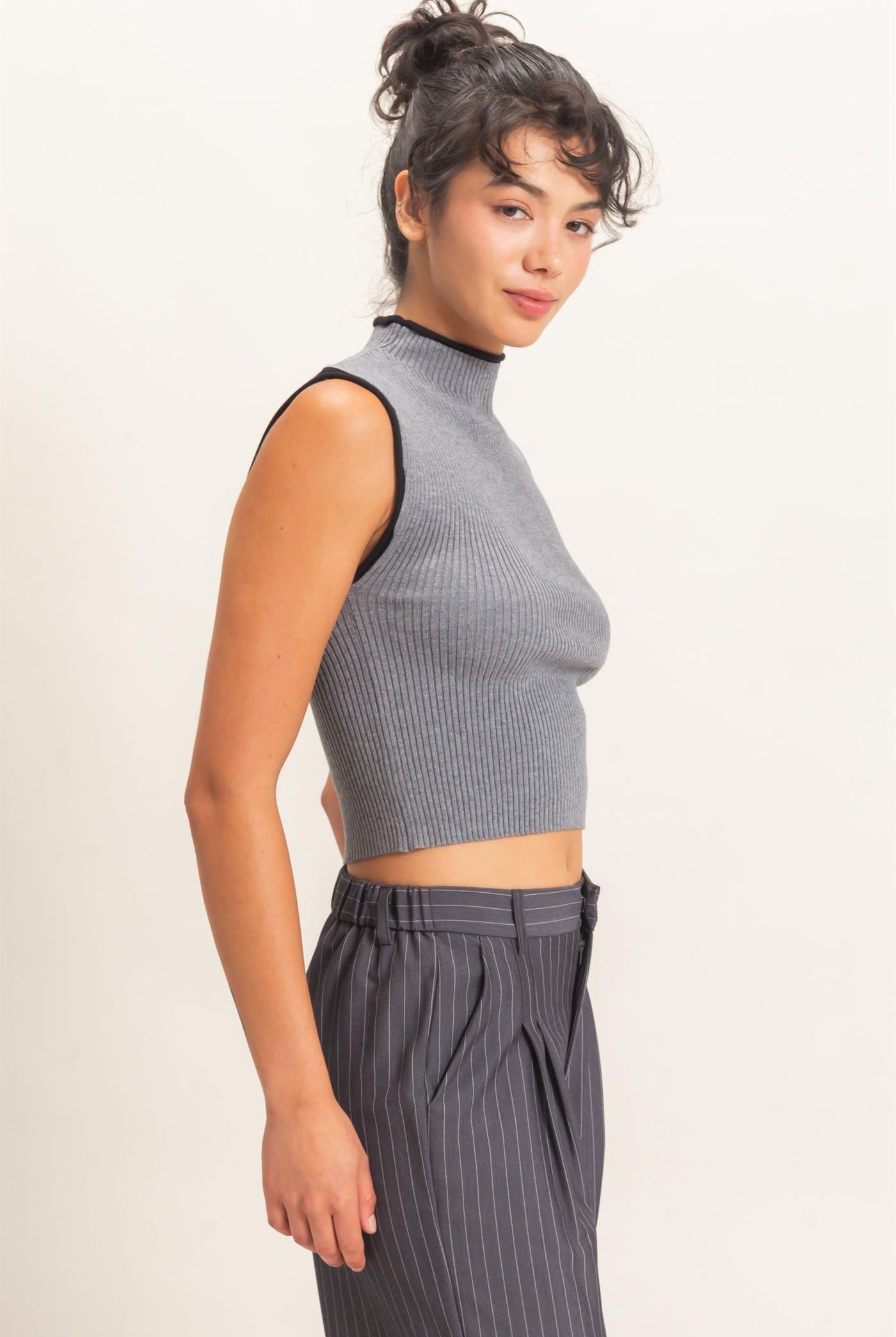 Wholesale Ribbed Mock Neck Sleeveless Top Clothing Tops DZ26E777 HEATHER GRAY DOUBLE ZERO
