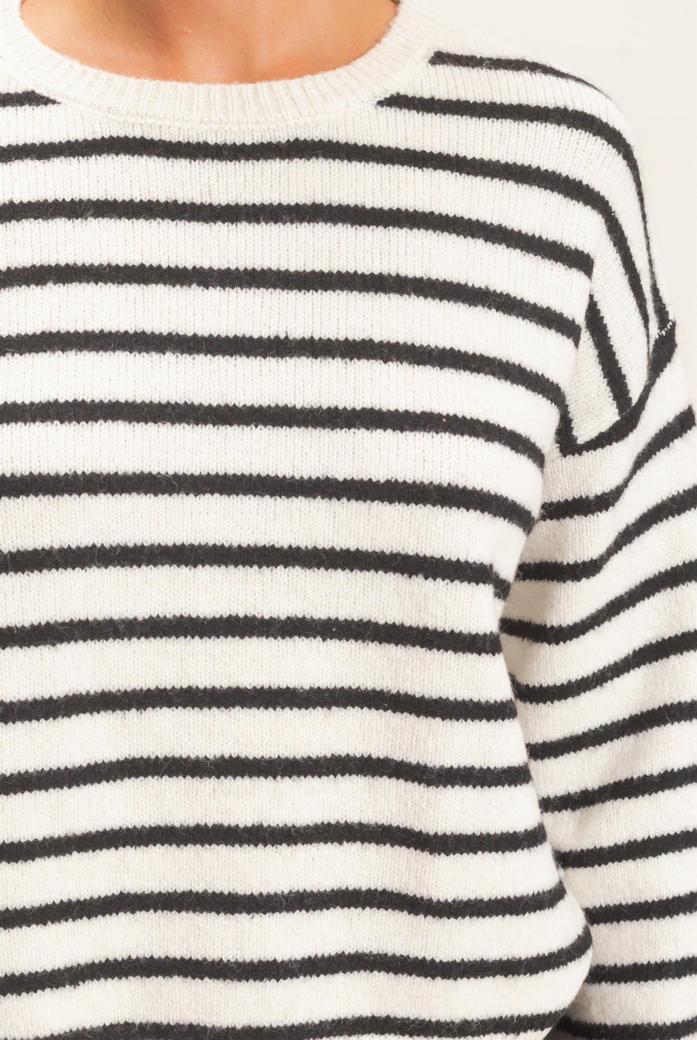 Wholesale Striped Crew Neck Sweater Sweaters DZ26C612 CREAM DOUBLE ZERO