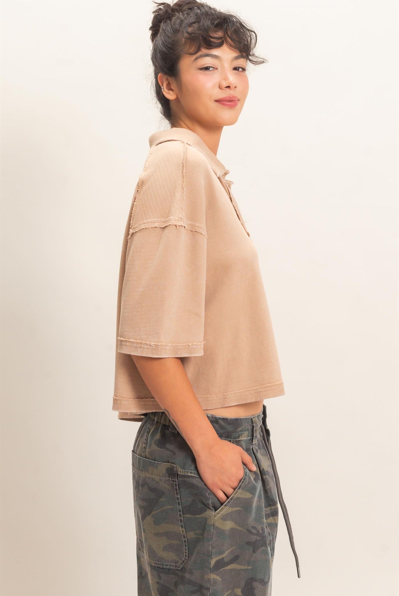Wholesale Mineral Wash Oversized Collar Short Sleeve Top Clothing Tops DZ26E813 DARK TAUPE DOUBLE ZERO