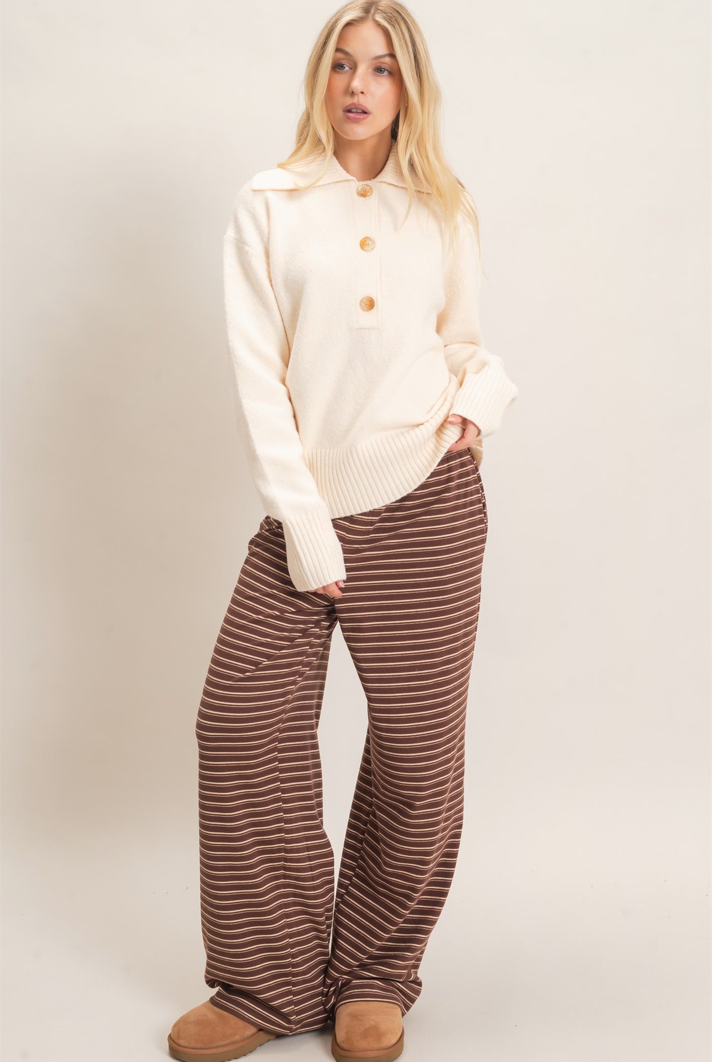 Wholesale Button-Up Collared Sweater Sweaters HF26E752 WARM ECRU HYFVE