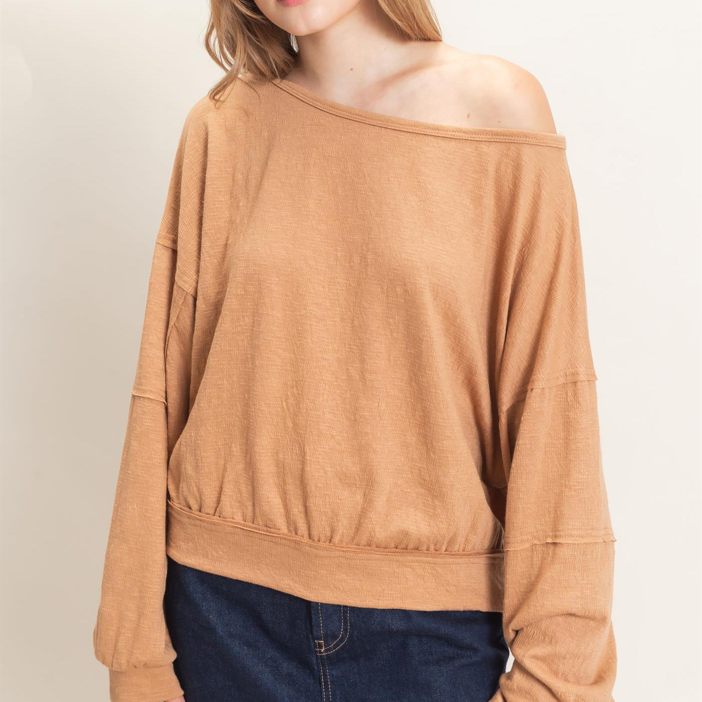 Wholesale Relaxed Boat Neck Long Sleeve Top Clothing Tops HF25F340 LIGHT BROWN HYFVE
