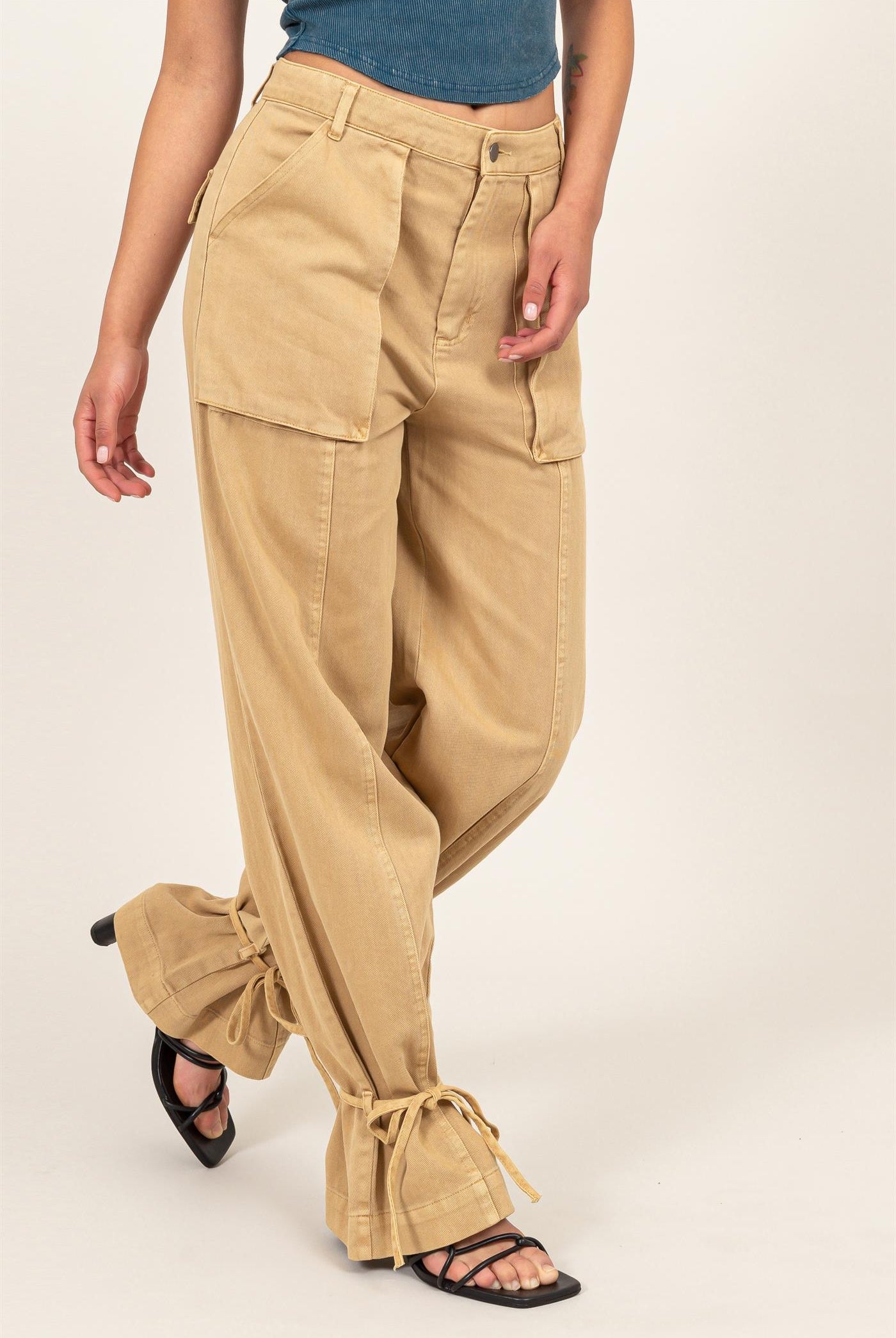 Wholesale High Rise Cargo Pants With Ankle Ties Pants DZ24C156 SAND DOUBLE ZERO
