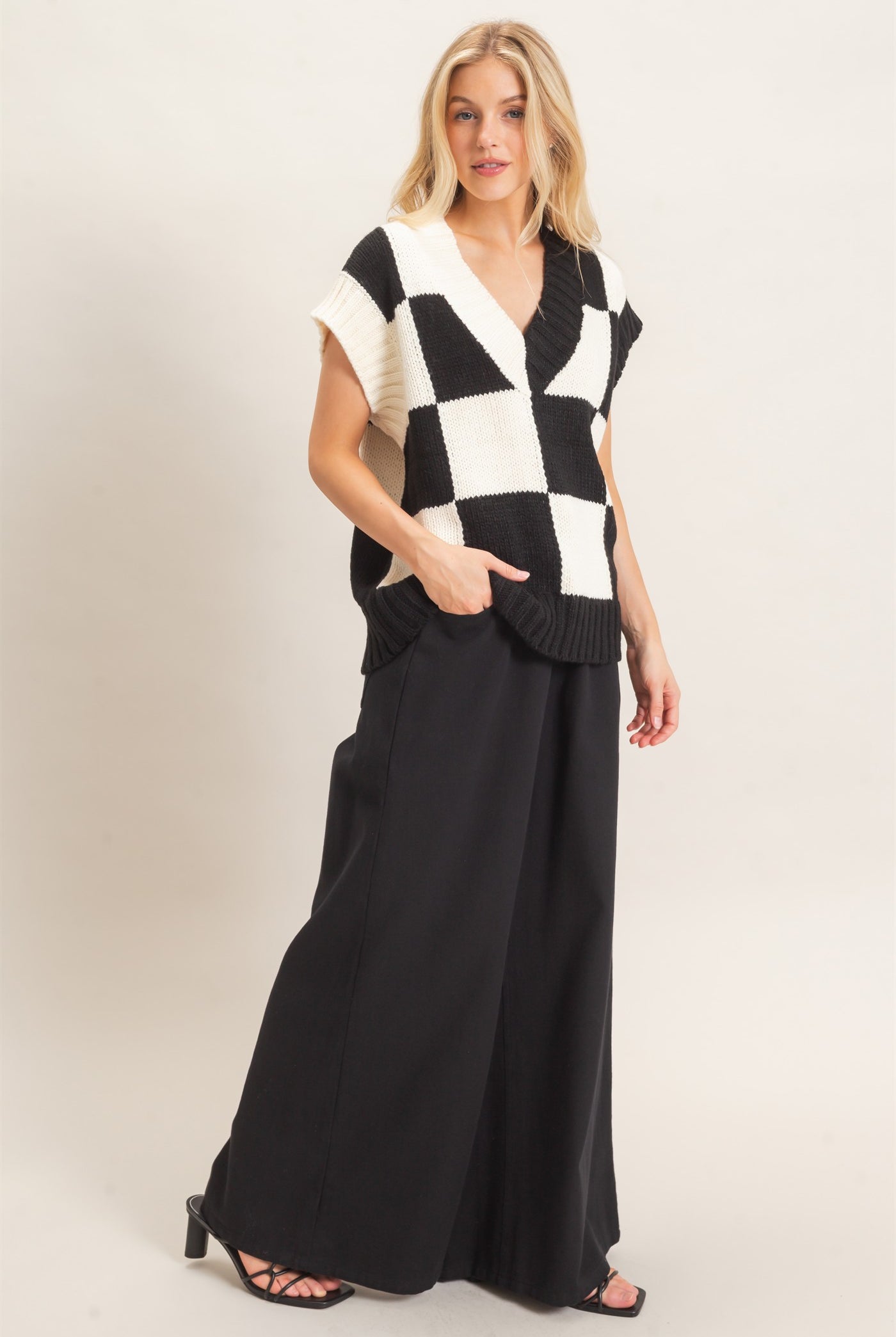 Wholesale Wide-Leg High-Rise Pants Pants HF26F222-D BLACK HYFVE