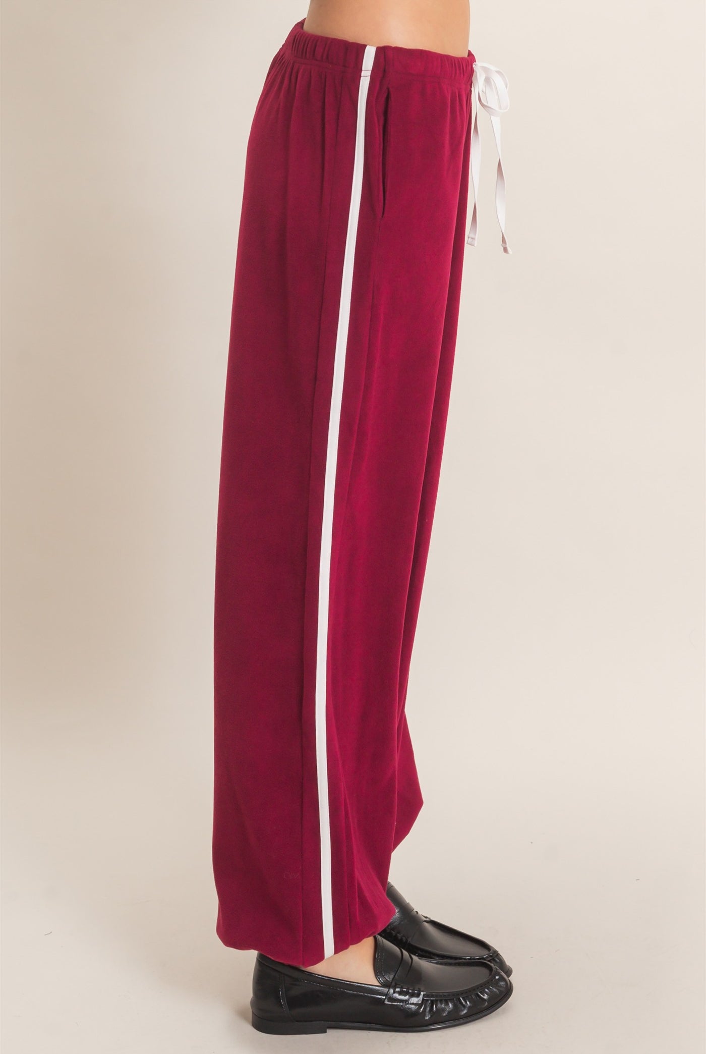 Wholesale Drawstring Waist Jogger Pants Joggers HF26E424-D BURGUNDY HYFVE