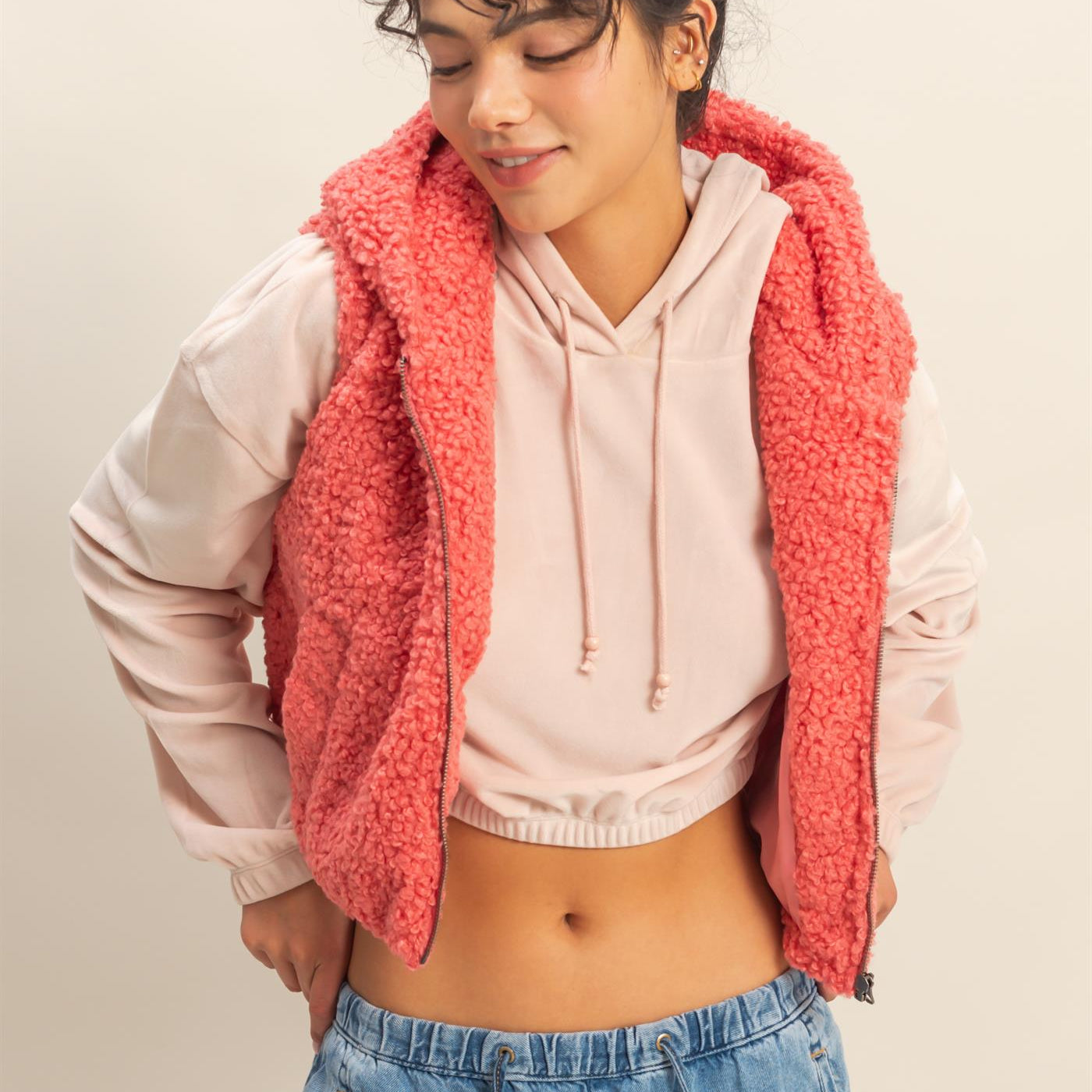 Wholesale Fluffy Full Zip Cropped Hooded Vest Vests DZ24A075 TEA ROSE DOUBLE ZERO