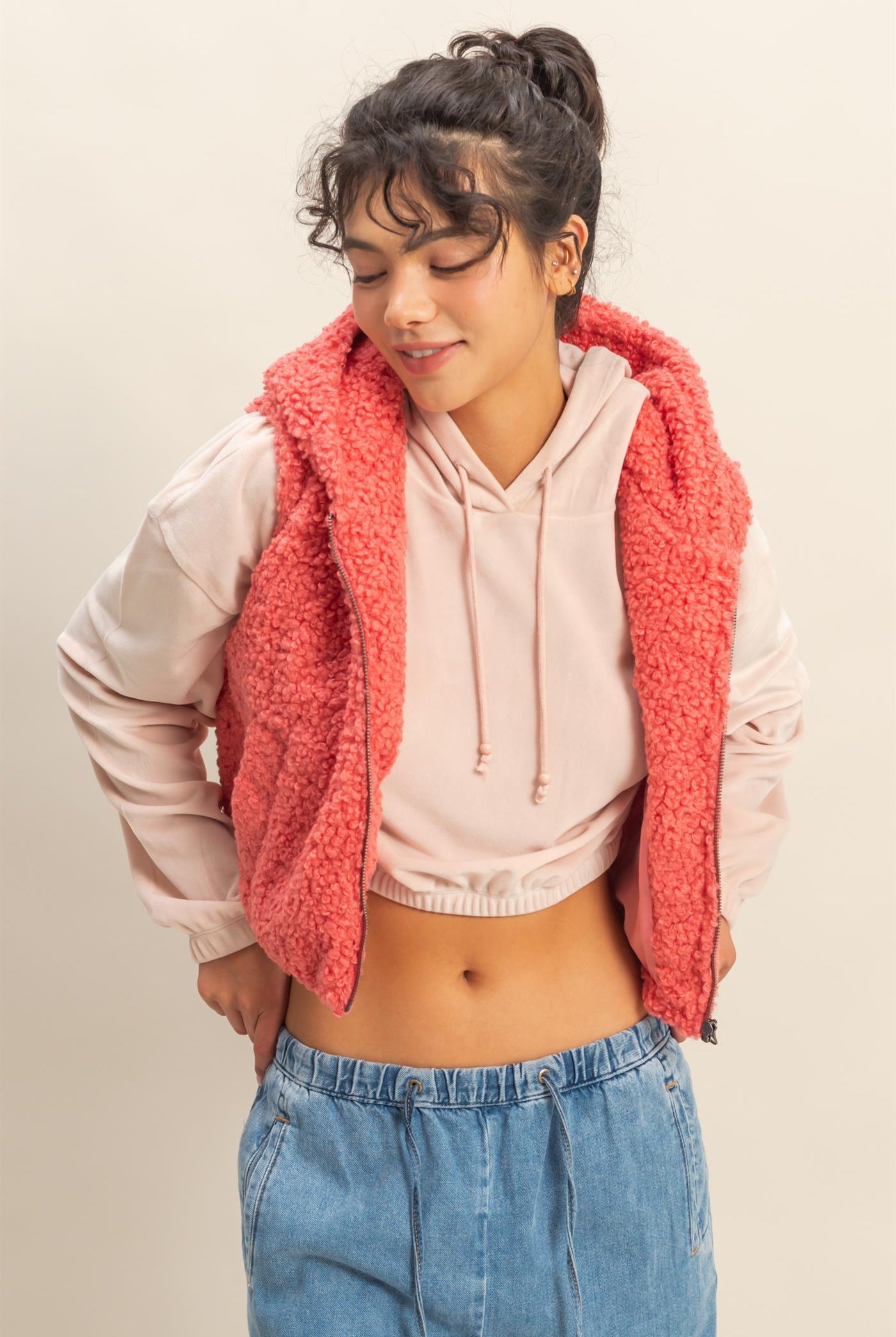 Wholesale Fluffy Full Zip Cropped Hooded Vest Vests DZ24A075 TEA ROSE DOUBLE ZERO