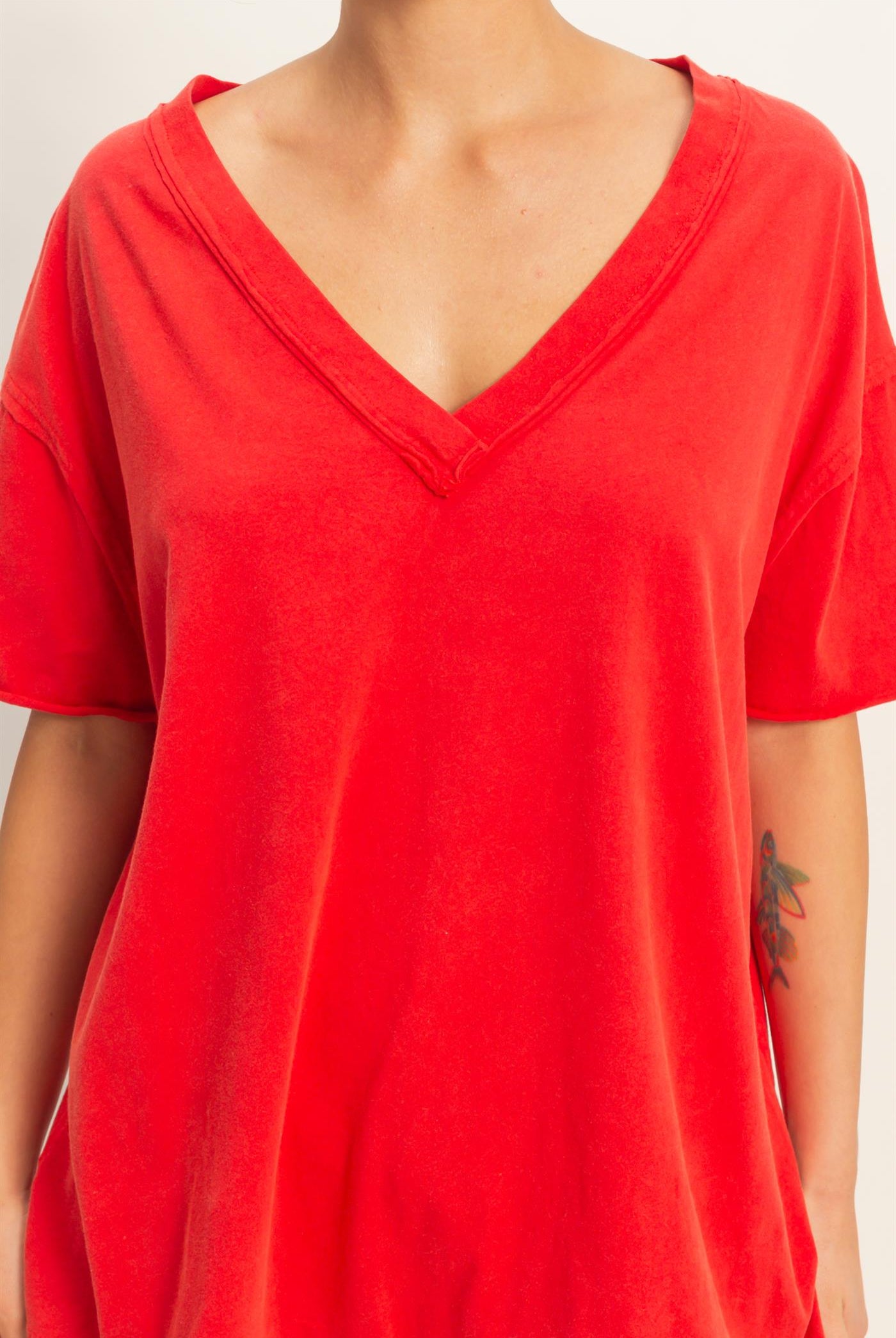 Wholesale Washed V-Neck Oversized Tee Clothing Tops DZ26A760 RED DOUBLE ZERO