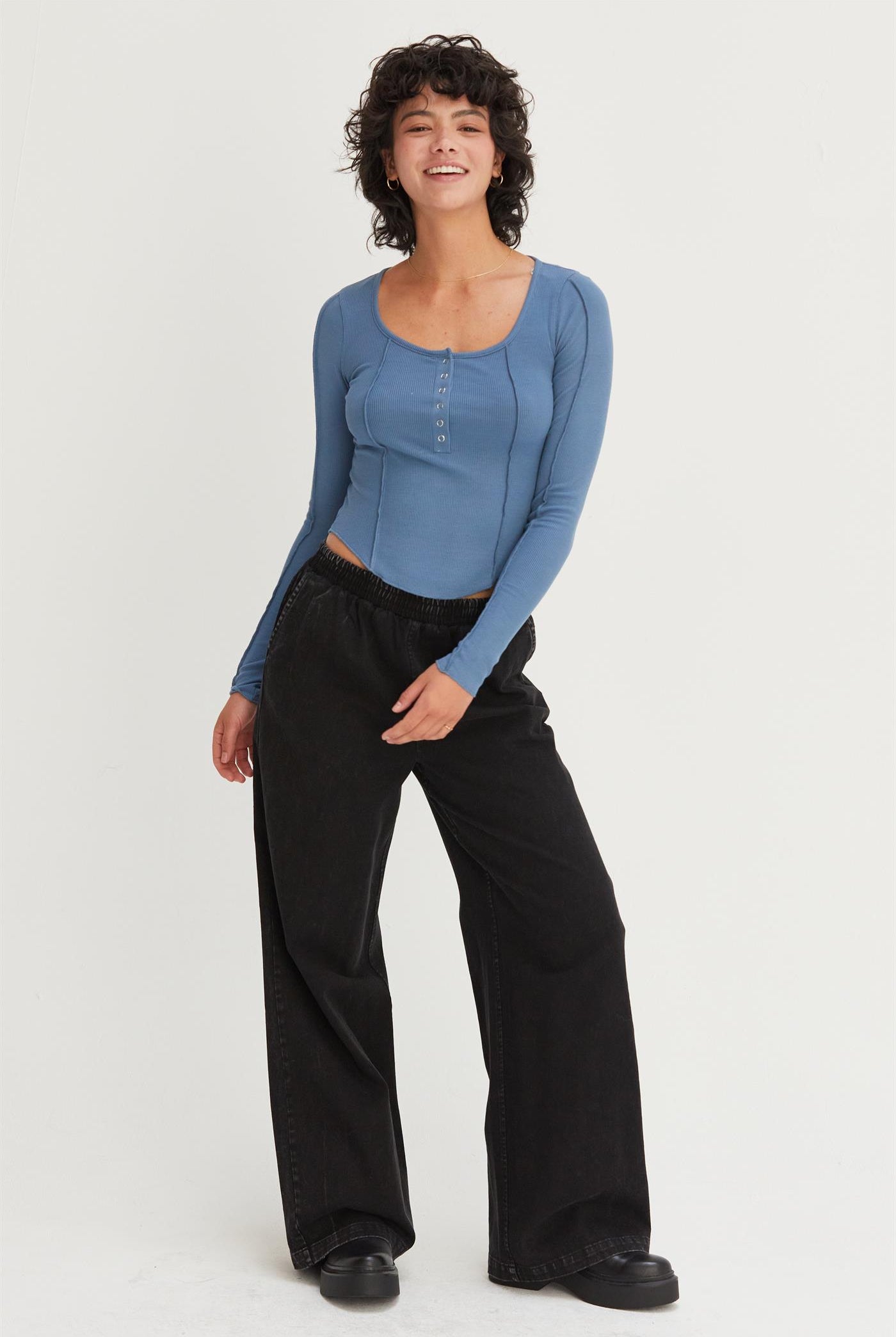 Wholesale Ribbed Long Sleeve Button Front Top Clothing Tops DZ25A025 GRAY BLUE DOUBLE ZERO