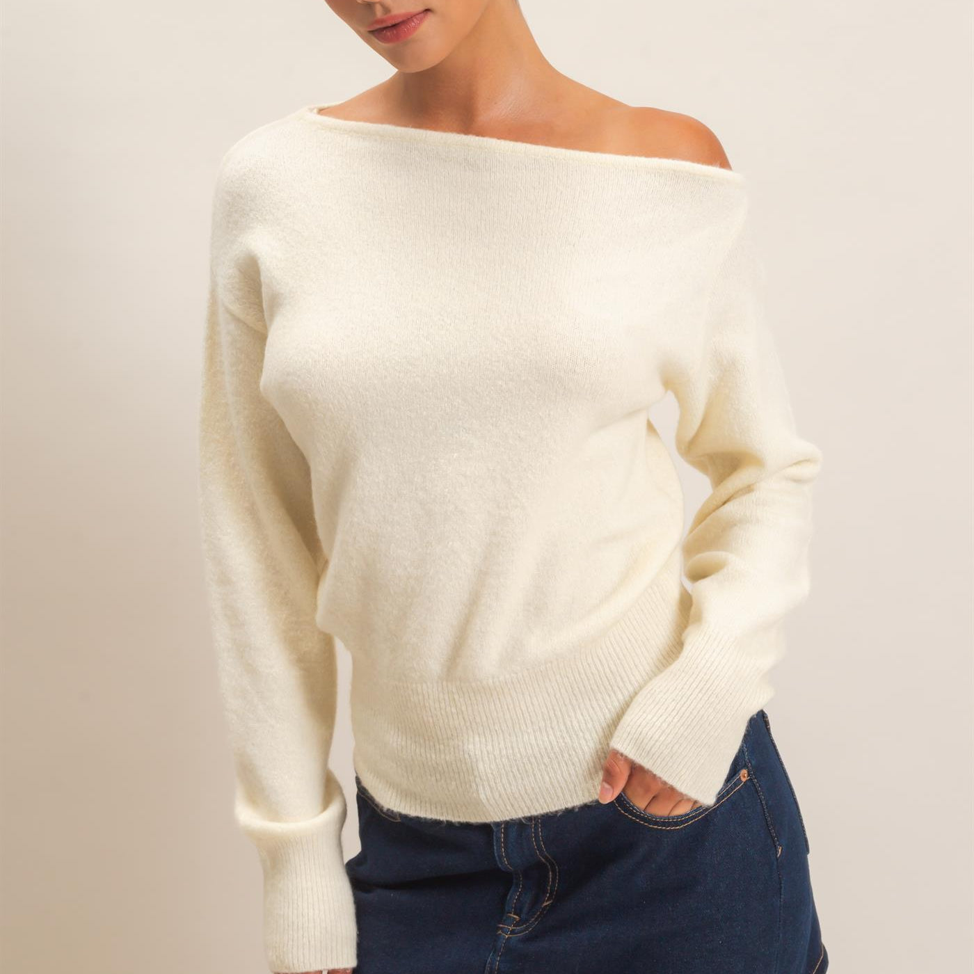 Wholesale Off The Shoulder Sweater Top Sweaters DZ26F290 CREAM DOUBLE ZERO