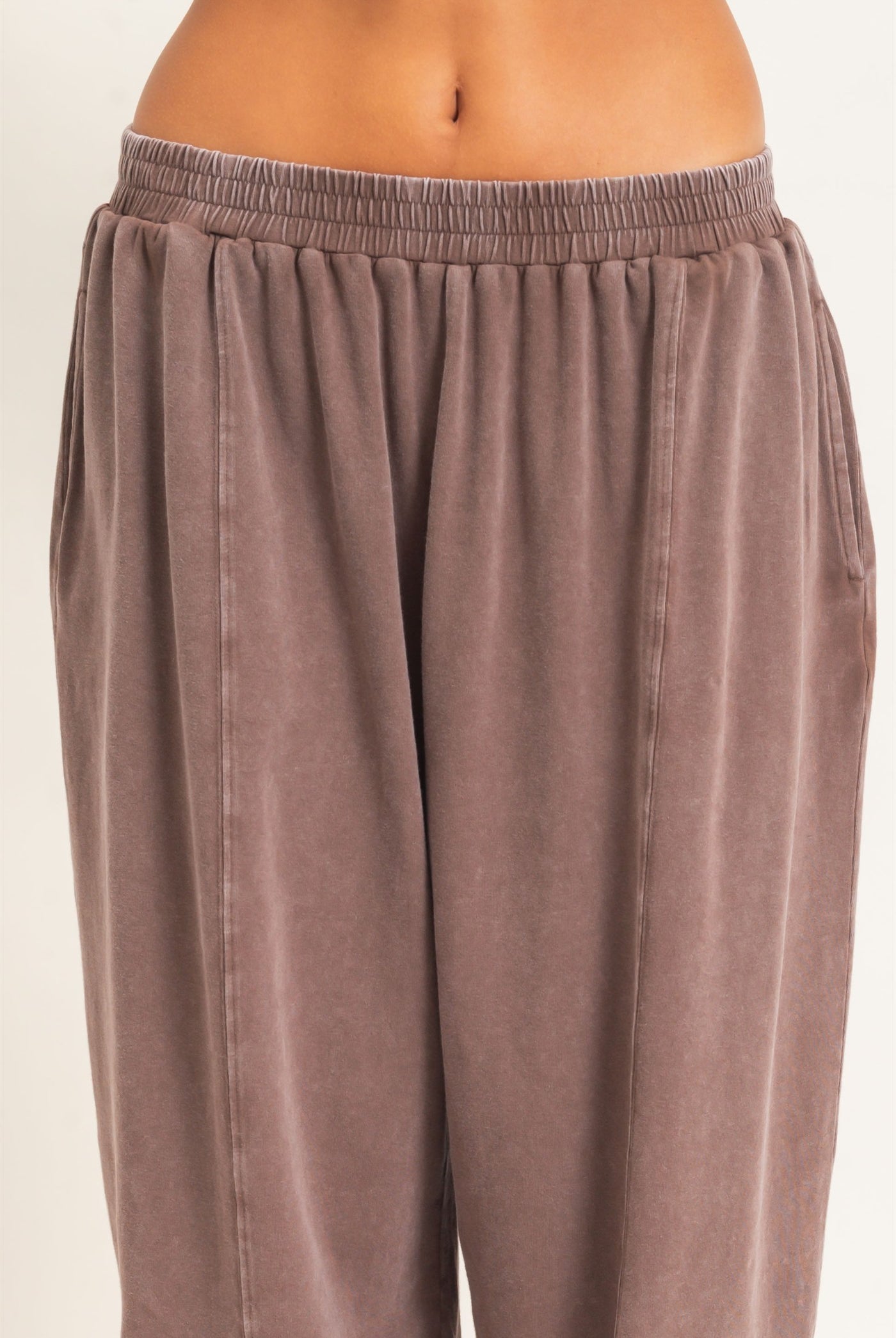 Wholesale Mineral Wash Elastic Waist Jogger Pants Joggers DZ26F405 DARK BROWN DOUBLE ZERO