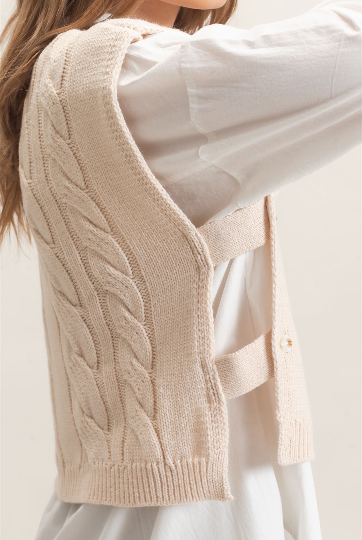 Wholesale Cable Knit Vest With Side Buttons Sweaters HF26F193 CREAM HYFVE