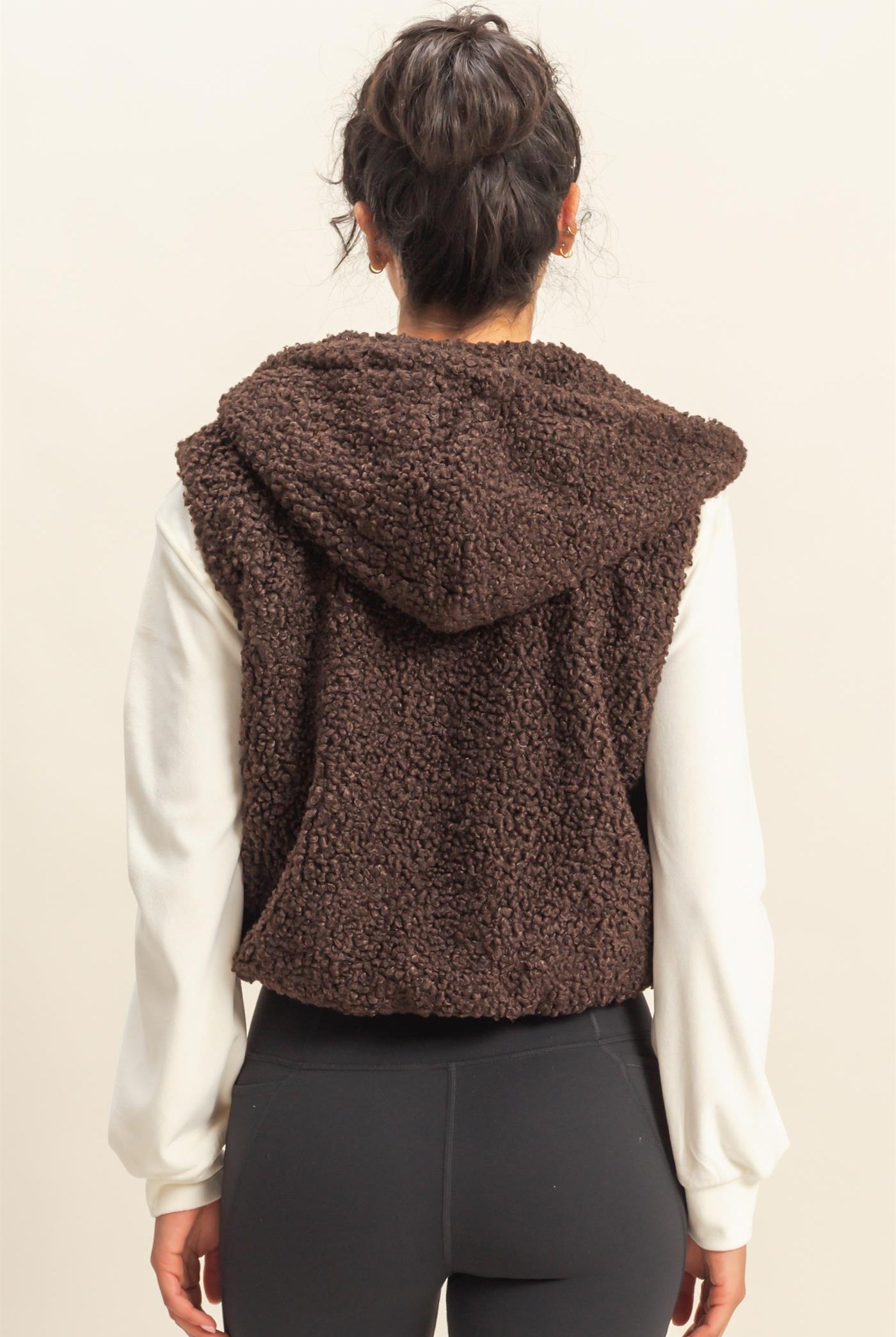 Wholesale Fluffy Full Zip Cropped Hooded Vest Vests DZ24A075 DARK CHOCOLATE DOUBLE ZERO