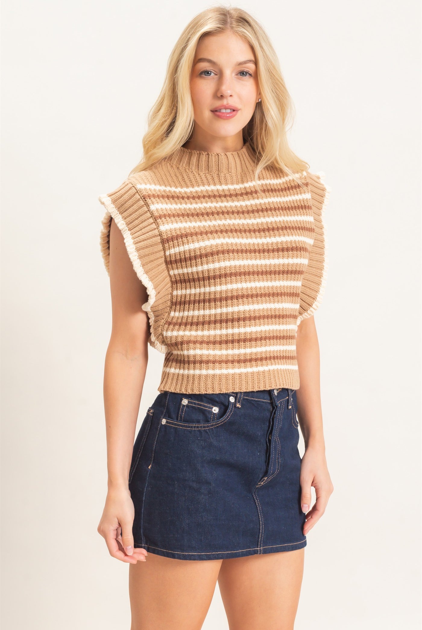 Wholesale Ribbed Ruffle Sleeve Sweater Sweaters HF26F182 BROWN HYFVE