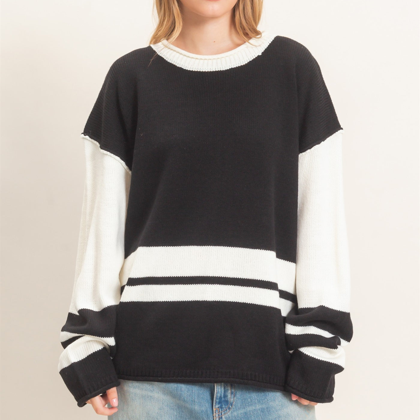 Wholesale Striped Crew Neck Sweater Sweaters HF26E793 BLACK HYFVE