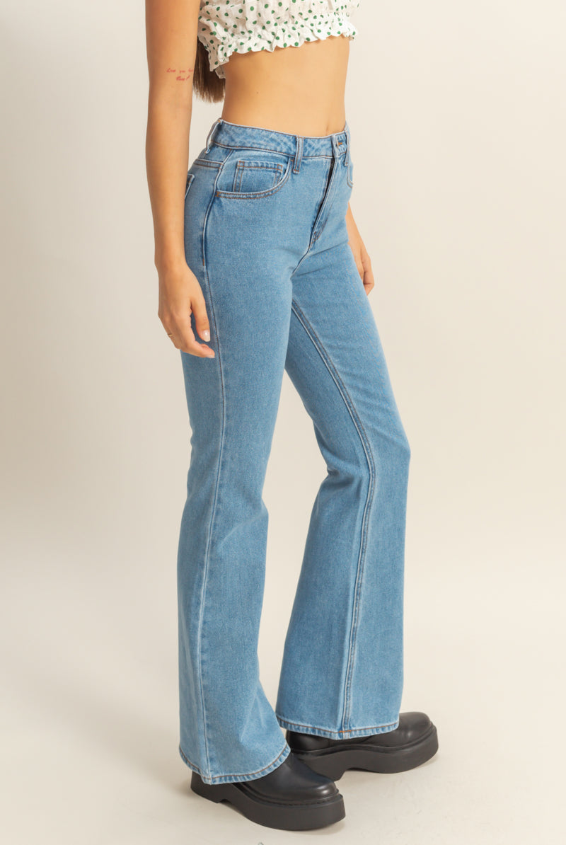 Wholesale High-Waisted Flared Jeans Pants DZ23A834 MEDIUM BLUE DOUBLE ZERO