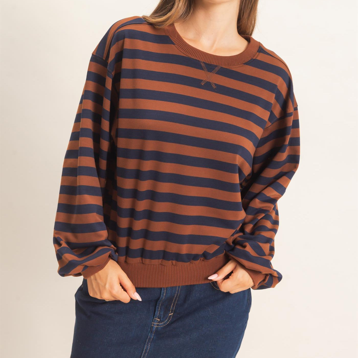 Wholesale Striped Crew Neck Sweatshirt Sweatshirts HF26E010 BROWN HYFVE