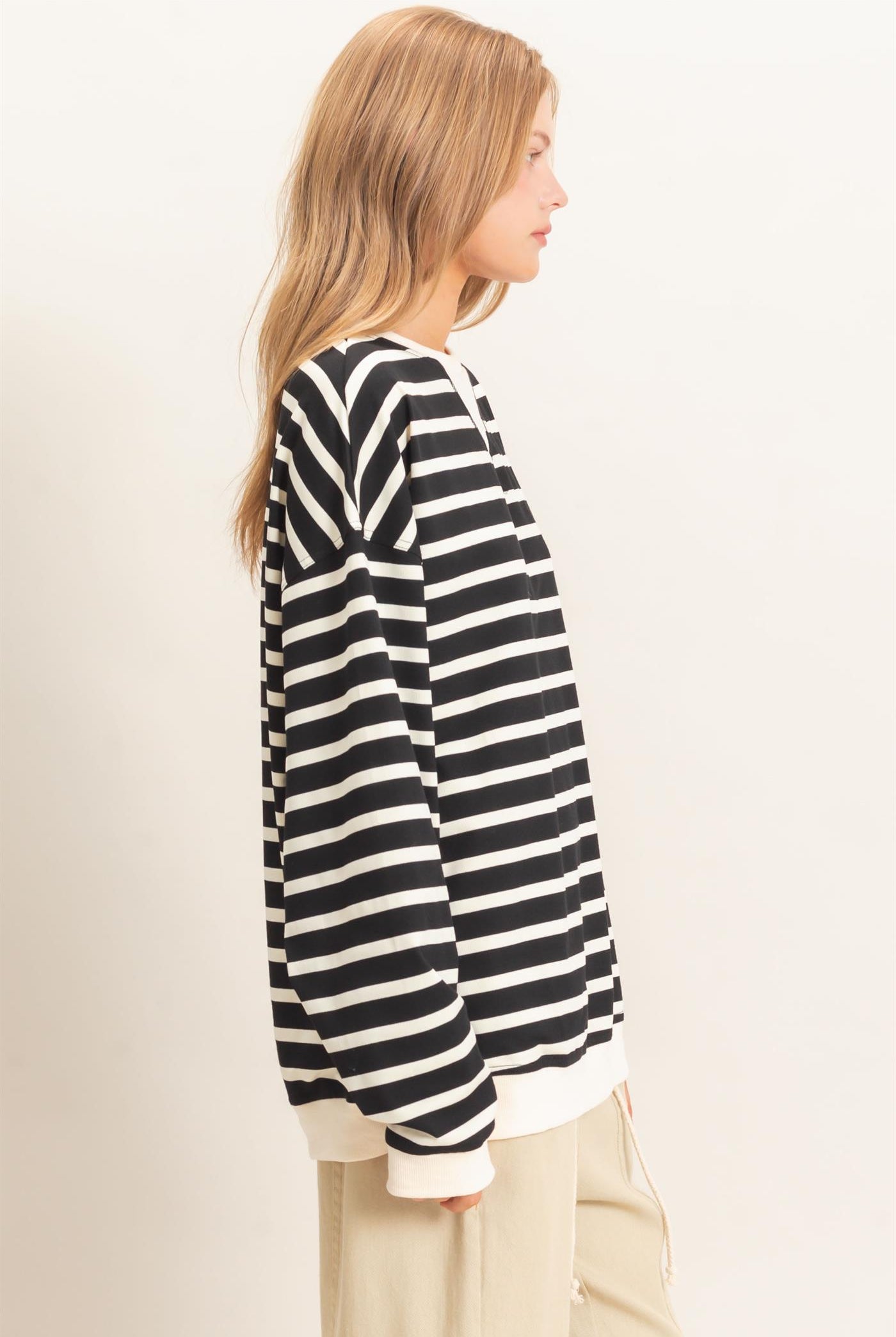 Wholesale Striped Long Sleeve Pullover Sweatshirts HF26F077 BLACK/CREAM HYFVE
