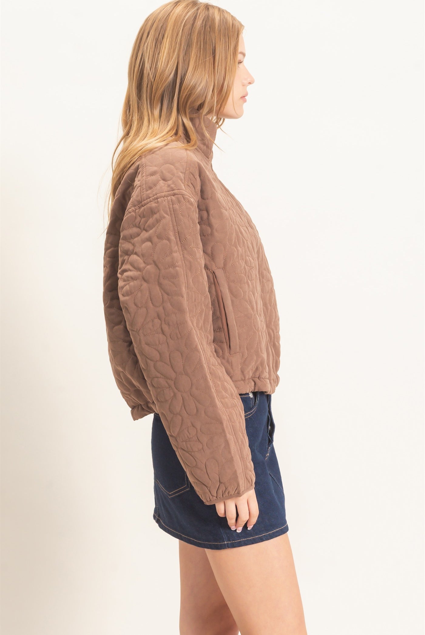 Wholesale Daisy Quilted Mock Neck Jacket Coats & Jackets HF26C821 BROWN HYFVE