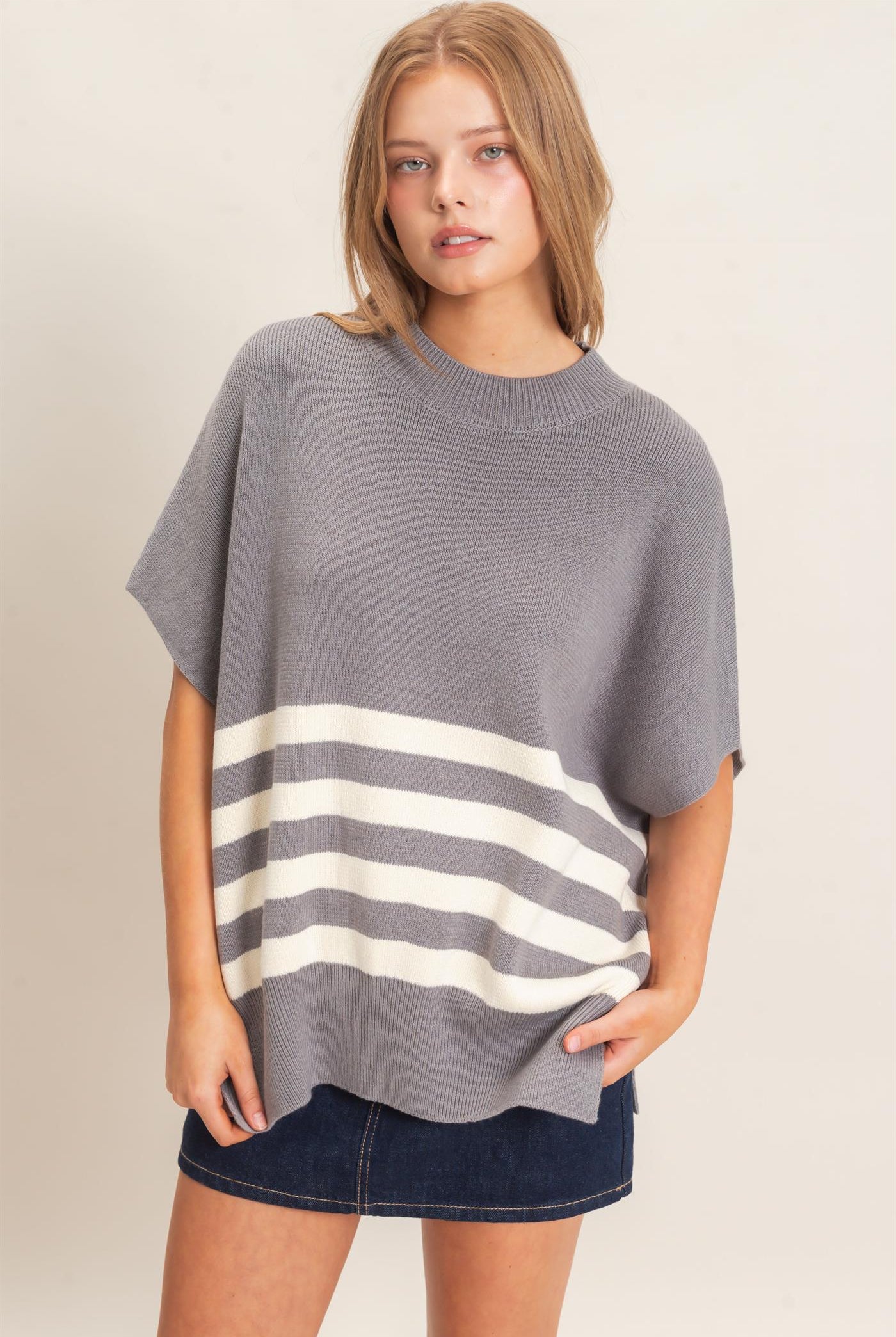Wholesale Striped Ribbed Crew Neck Sweater Sweaters HF26E350-D GRAY HYFVE