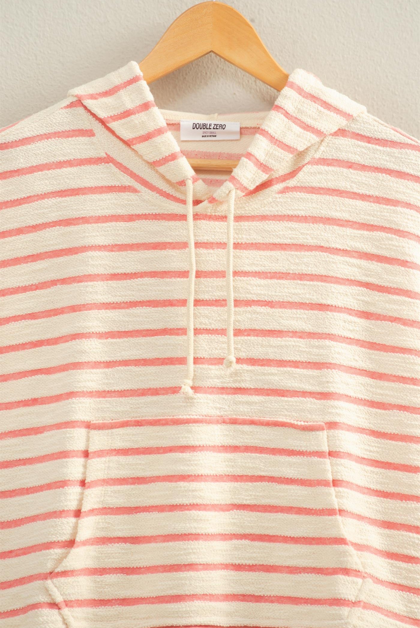 Wholesale Striped Hooded Top With Pocket Clothing Tops DZ26A755 RED HYFVE