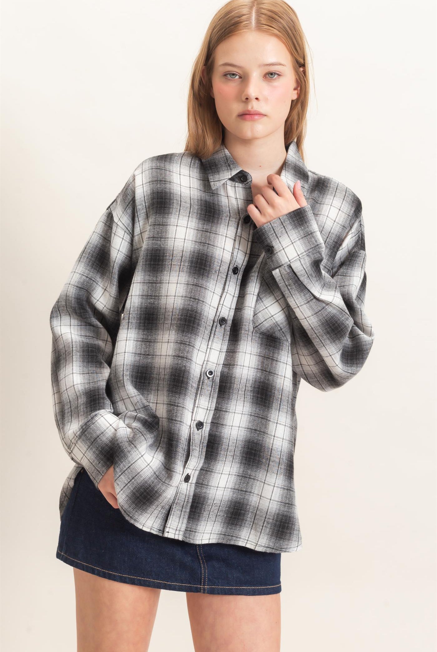 Wholesale Plaid Button-Up Shirt Clothing Tops HF26F017 BLACK HYFVE