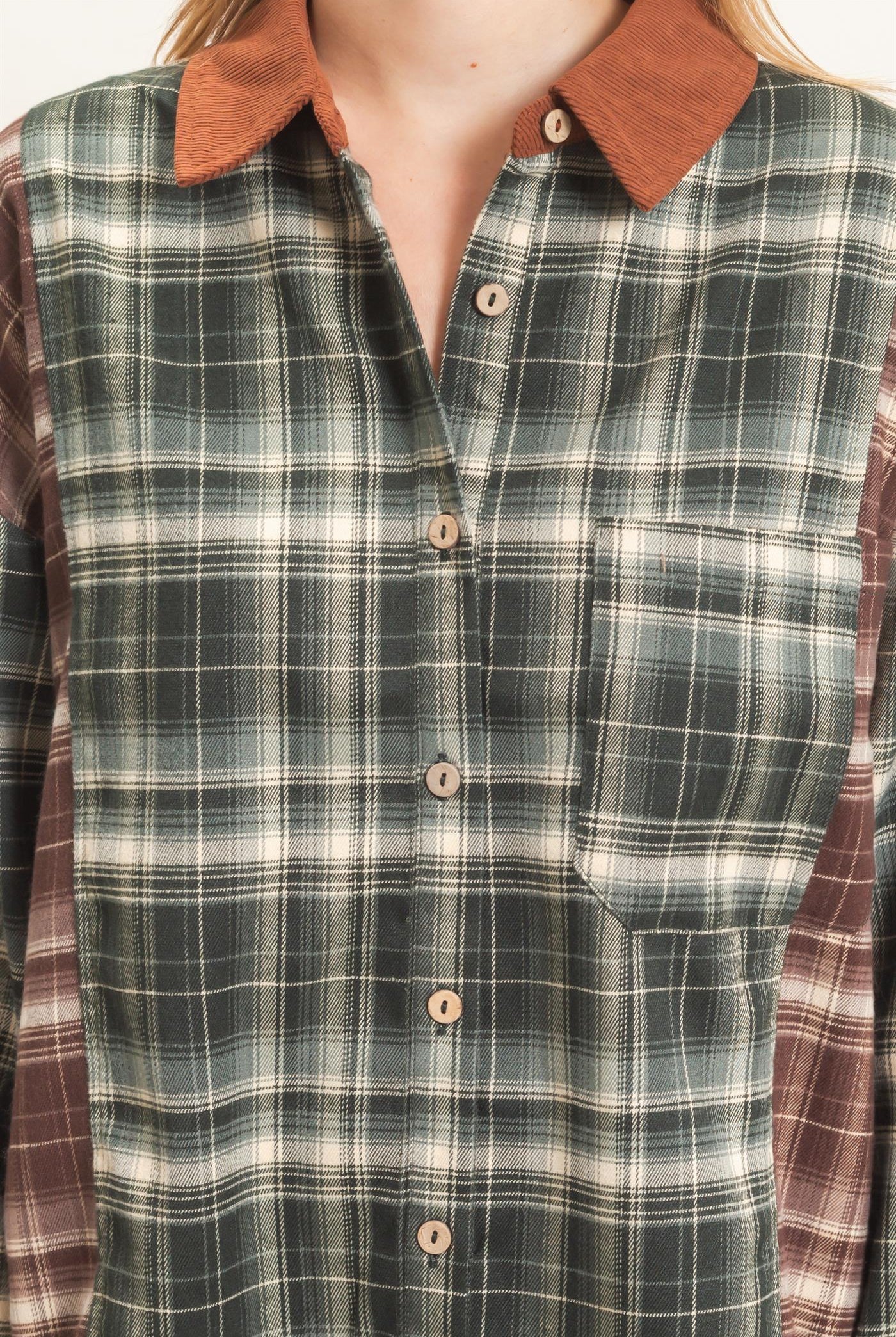Wholesale Plaid Button-Up Shirt With Corduroy Collar Shirts HF26E157 GREEN HYFVE