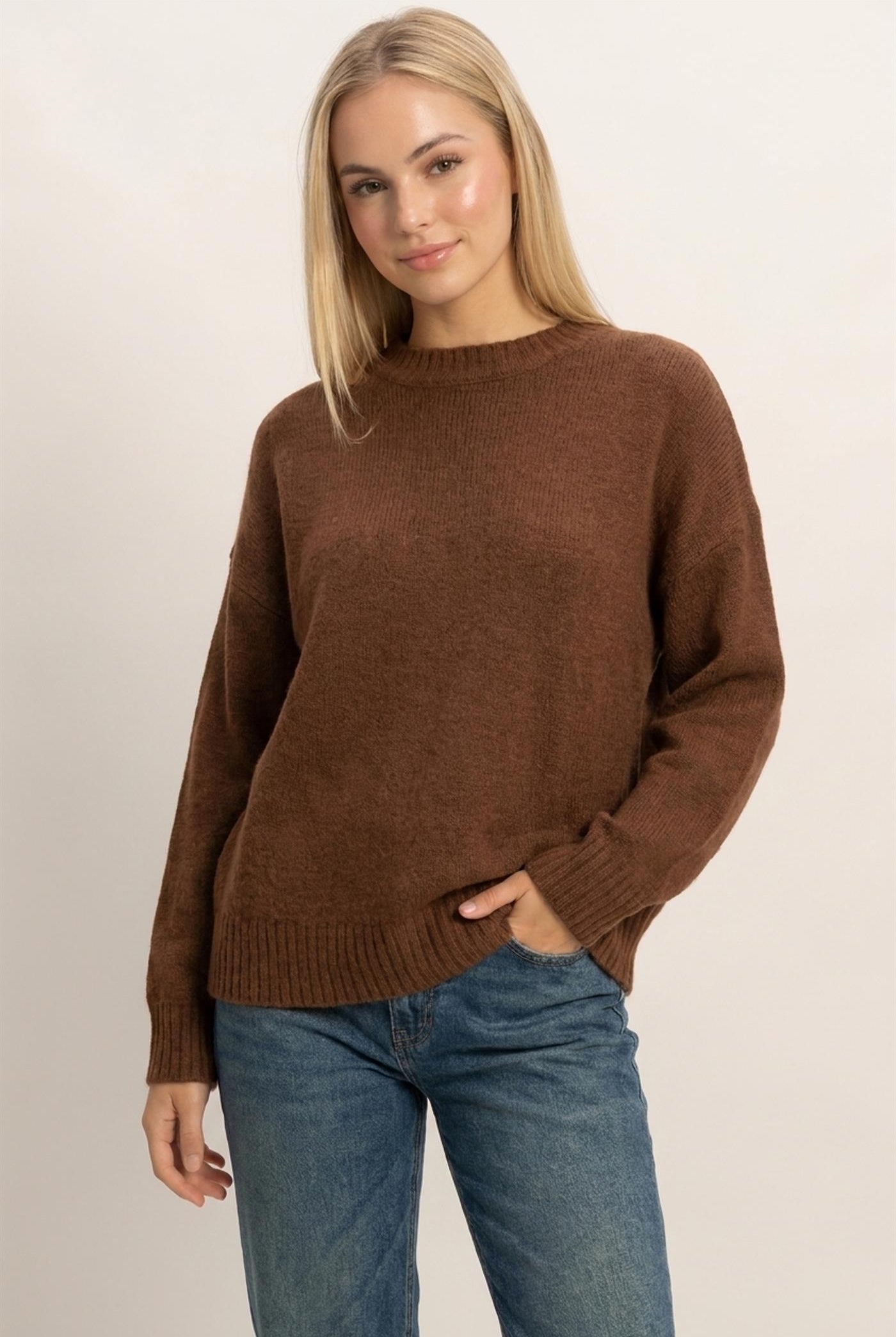 Wholesale Ribbed Crew Neck Sweater Sweaters HF26F179-D BROWN HYFVE