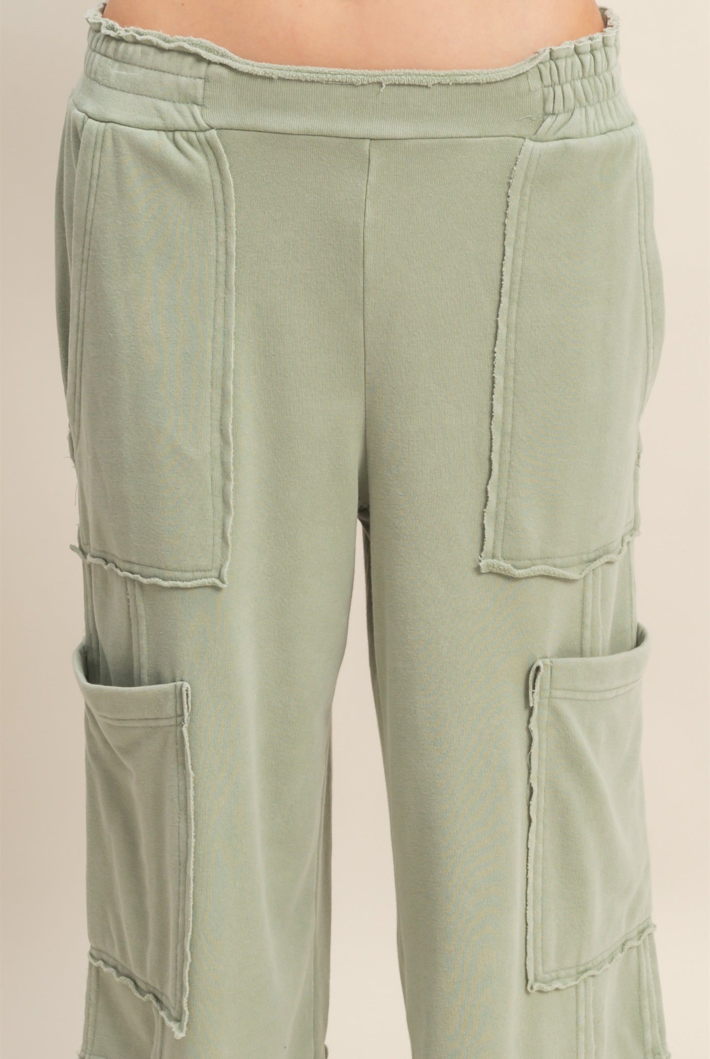 Wholesale Mineral Wash Oversized Utility Sweatpants Sweatpants DZ25C903 SAGE GREEN DOUBLE ZERO