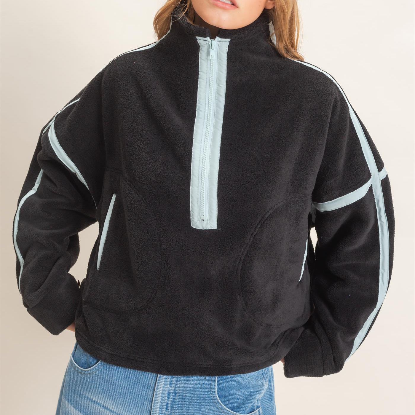 Wholesale Contrast Trim Half-Zip Fleece Pullover Outerwear HF26F206-D BLACK HYFVE