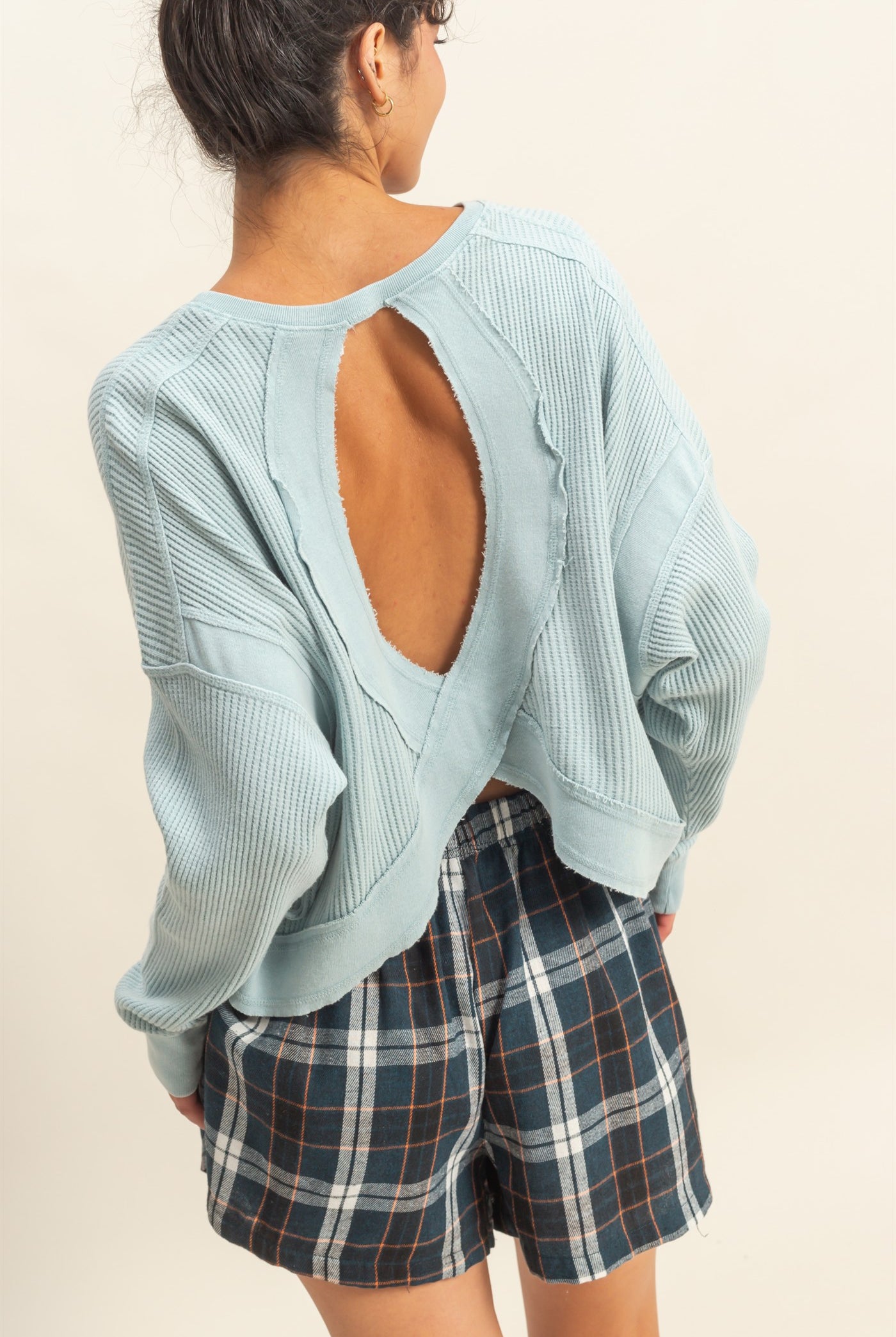 Wholesale Open Back Textured Knit Long Sleeve Top Clothing Tops DZ26A626 SKY BLUE DOUBLE ZERO