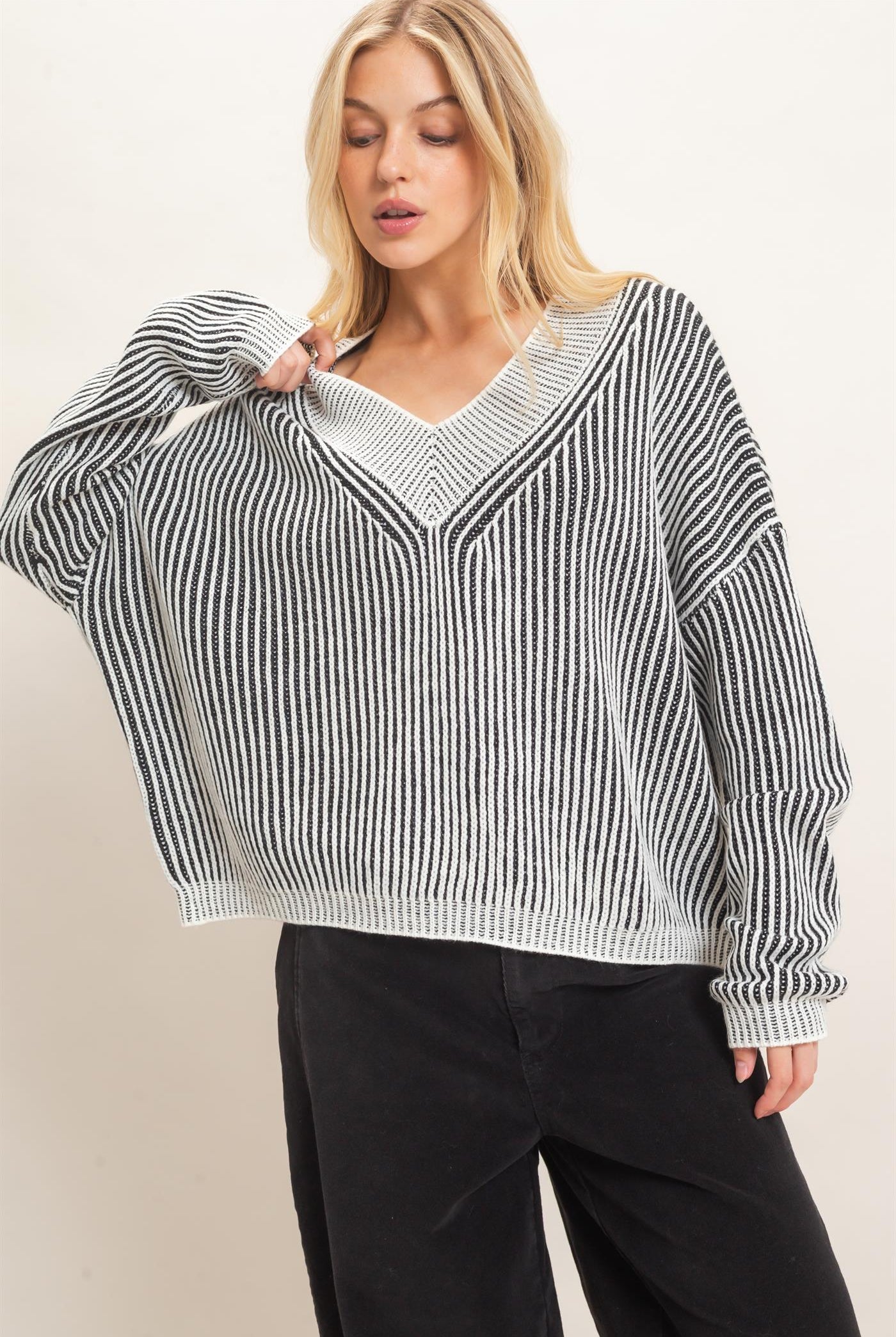 Wholesale Striped V-Neck Ribbed Sweater Sweaters HF26F202 BLACK HYFVE