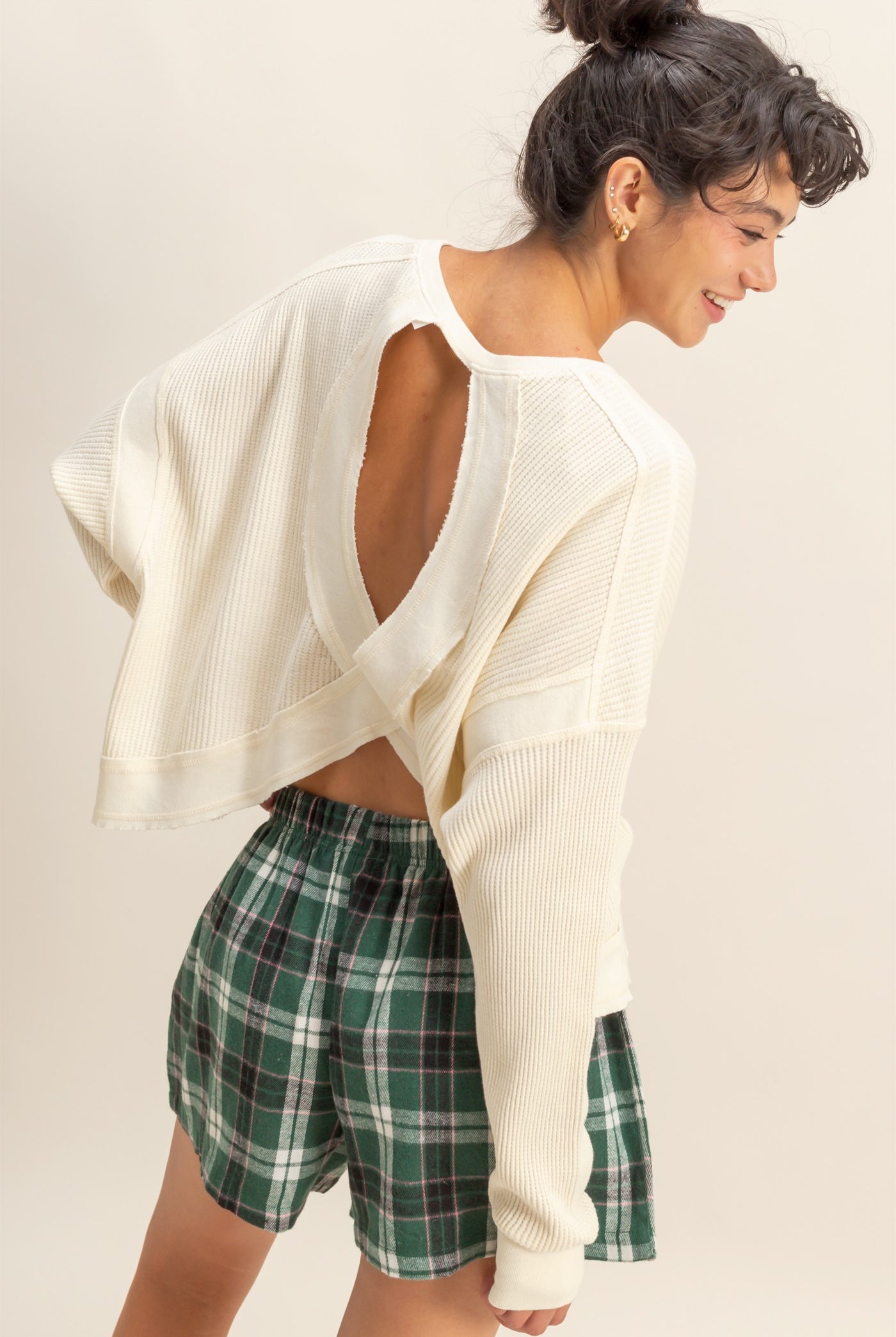 Wholesale Open Back Textured Knit Long Sleeve Top Clothing Tops DZ26A626 CREAM DOUBLE ZERO