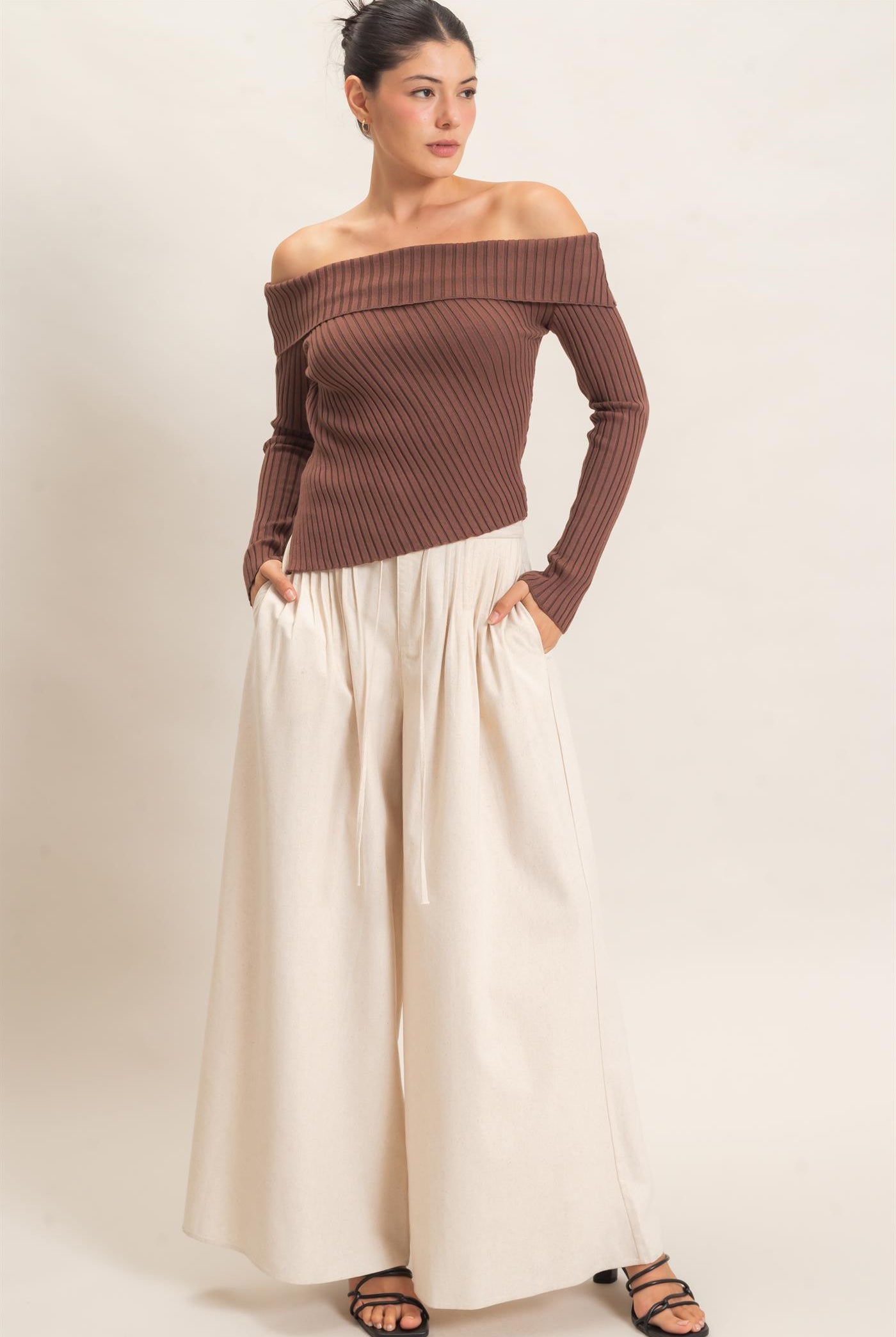 Wholesale Ribbed Off-Shoulder Sweater Sweaters HF26E937 BROWN HYFVE