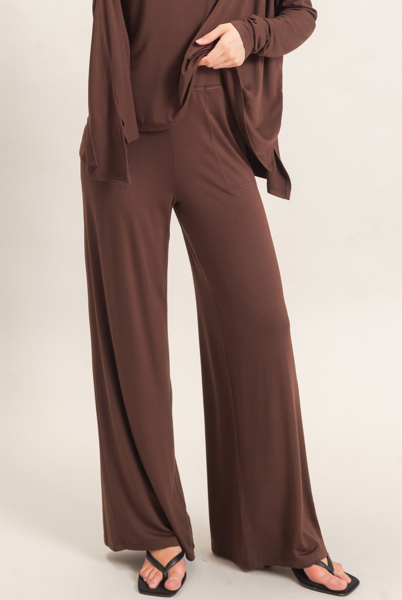 Wholesale Wide-Leg Elastic Waist Pants Pants HF26F299-D ESPRESSO HYFVE