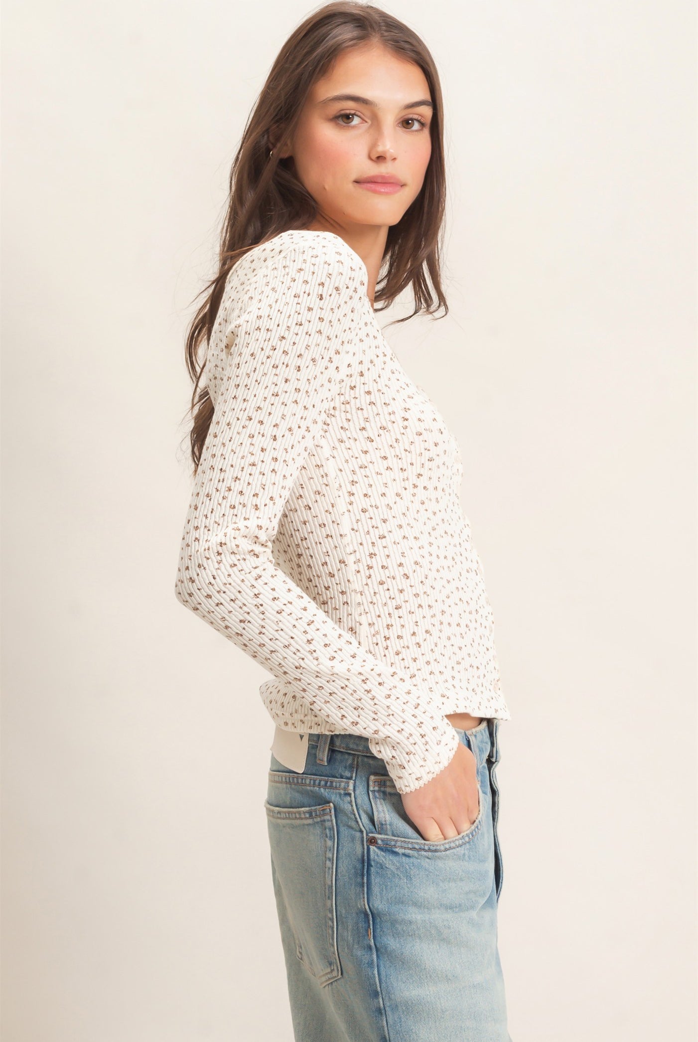 Wholesale Square Neck Button-Up Top Clothing Tops HF26E675 CREAM HYFVE