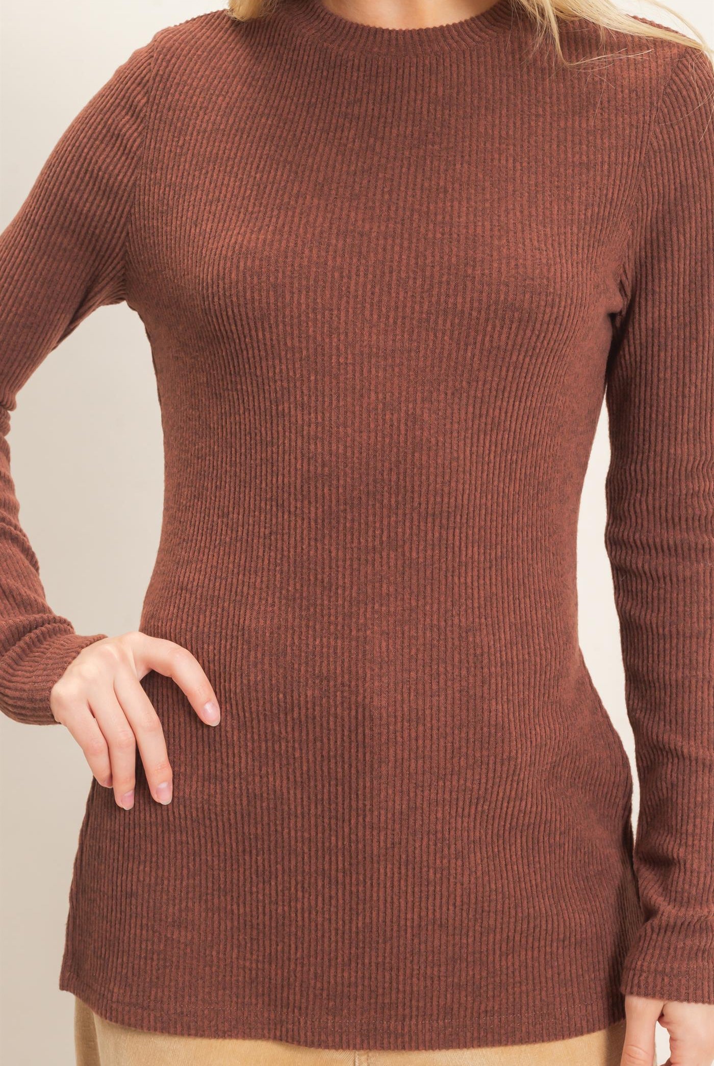 Wholesale Ribbed Crew Neck Sweater Clothing Tops HF26F034 BROWN HYFVE