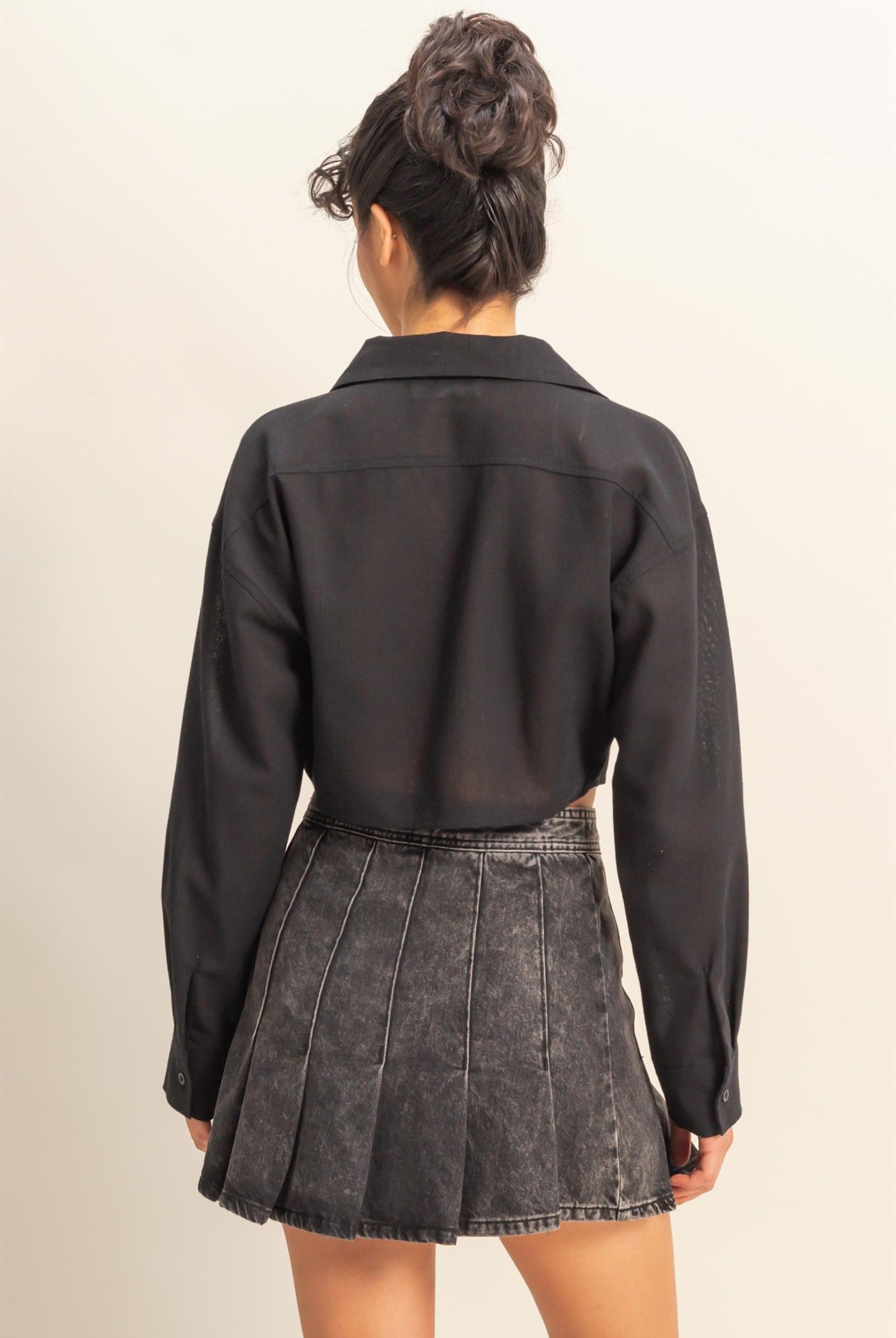 Wholesale Sand Washed Tie Front Crop Top Blouses DZ24C963 BLACK DOUBLE ZERO