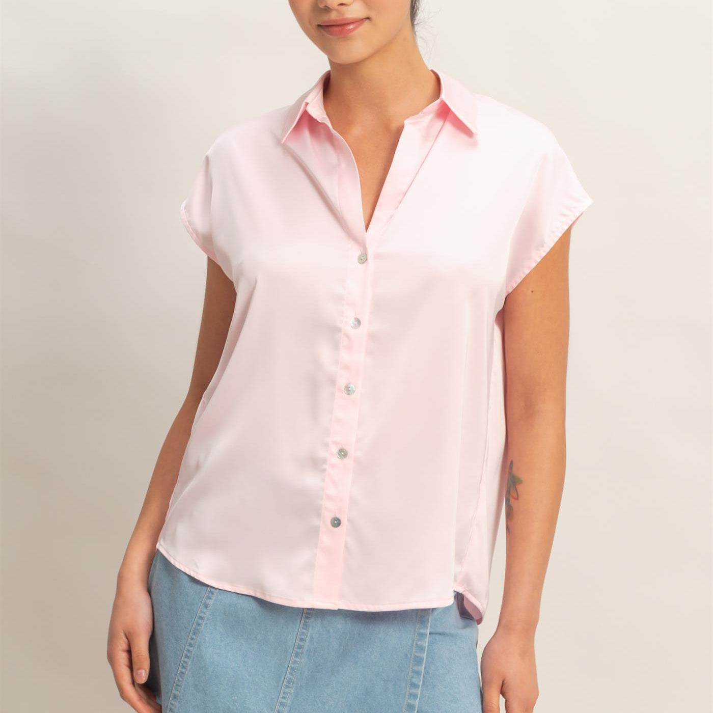 Wholesale Sleeveless Satin Button-Up Blouse Blouses DZ26A726 SOFT PINK DOUBLE ZERO
